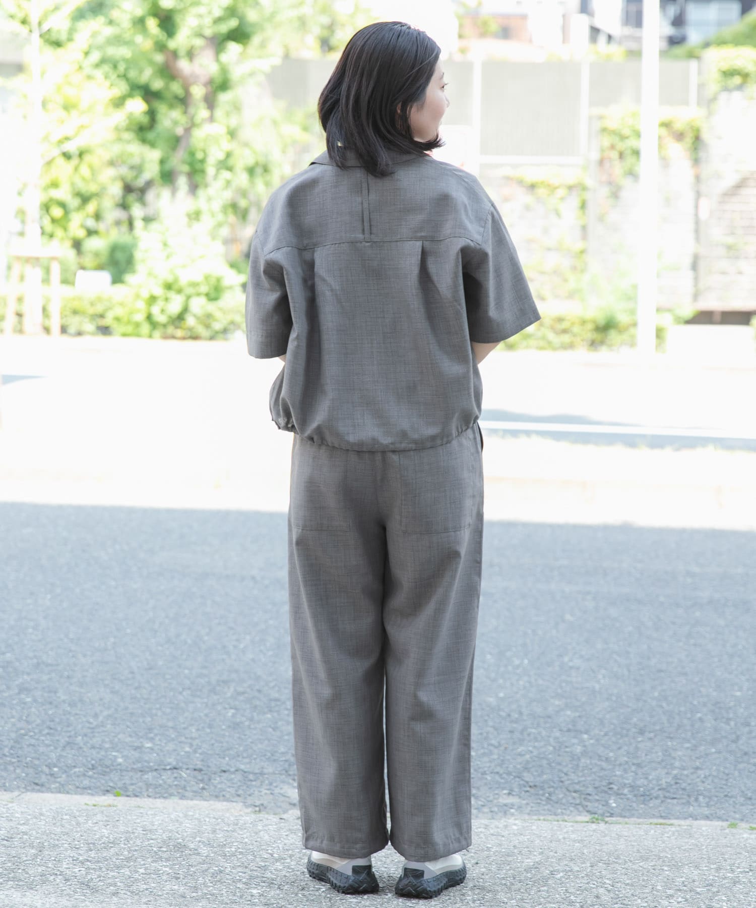 モカグレー