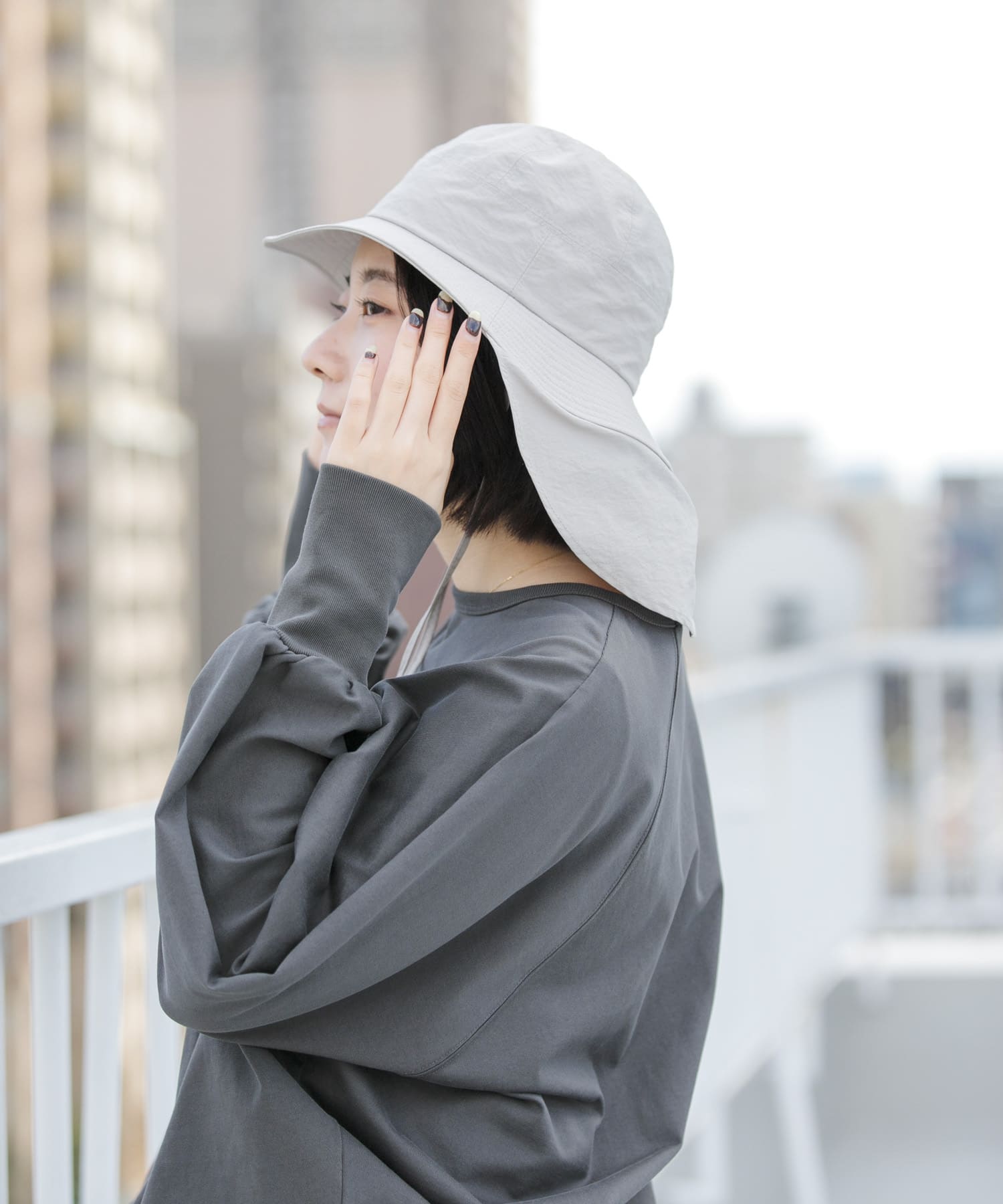 グレージュ