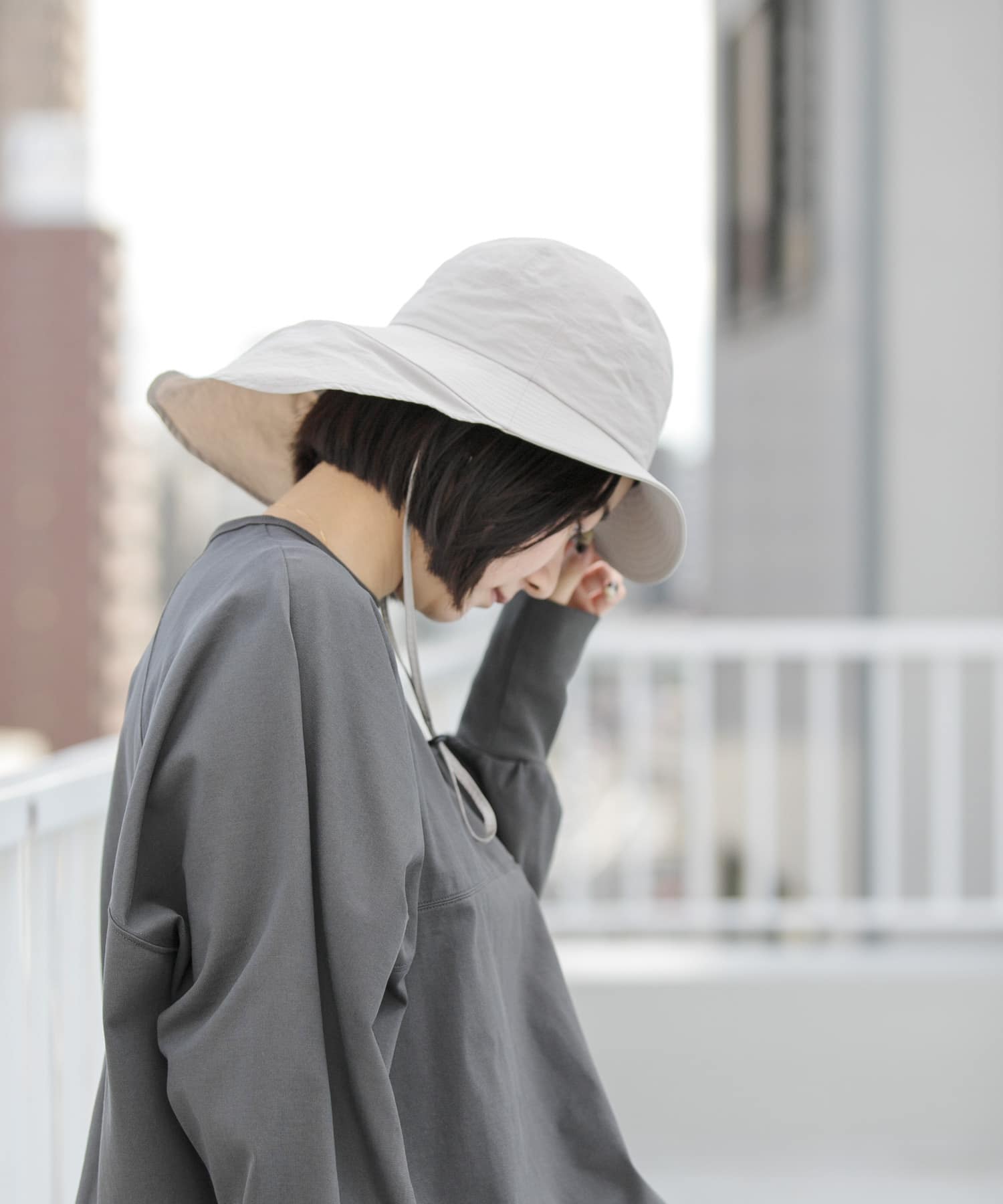 グレージュ