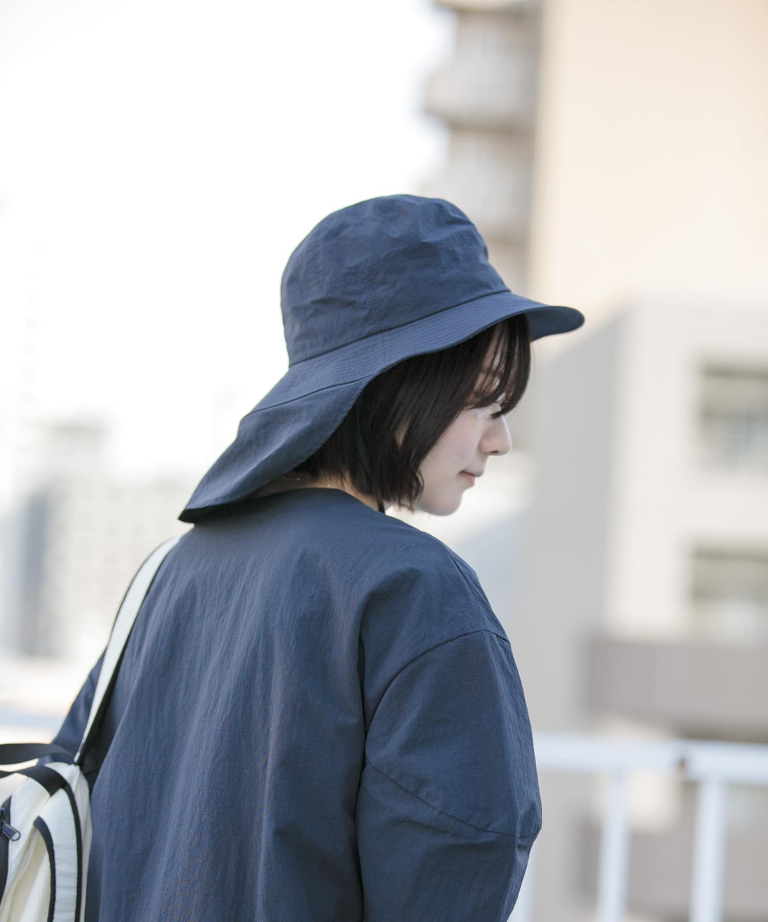 ネイビー