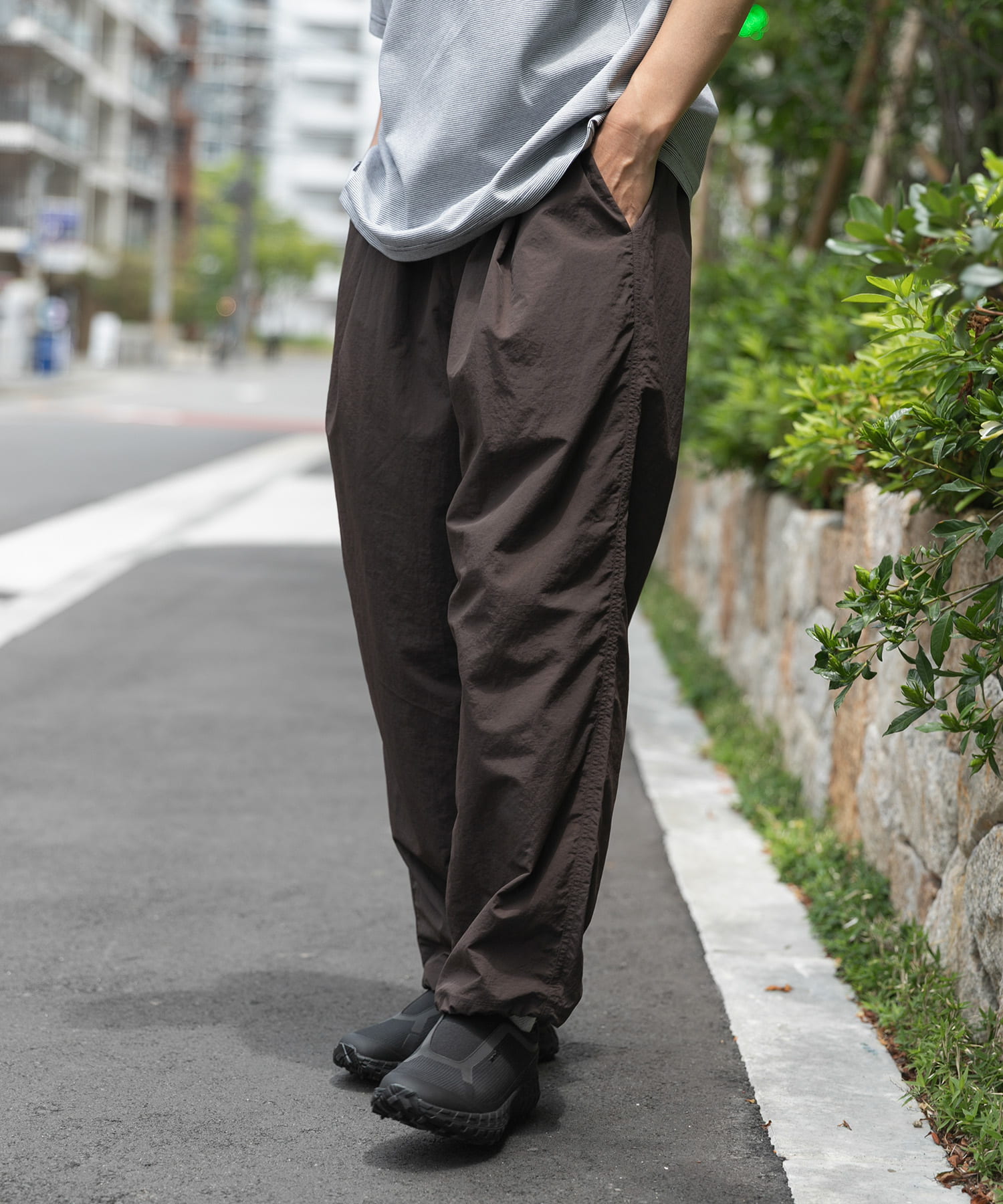 ブラウン