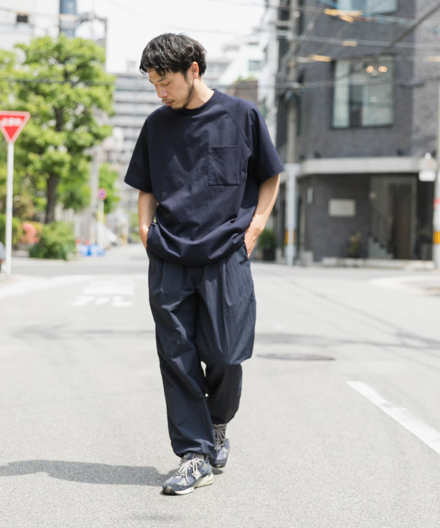 ネイビー