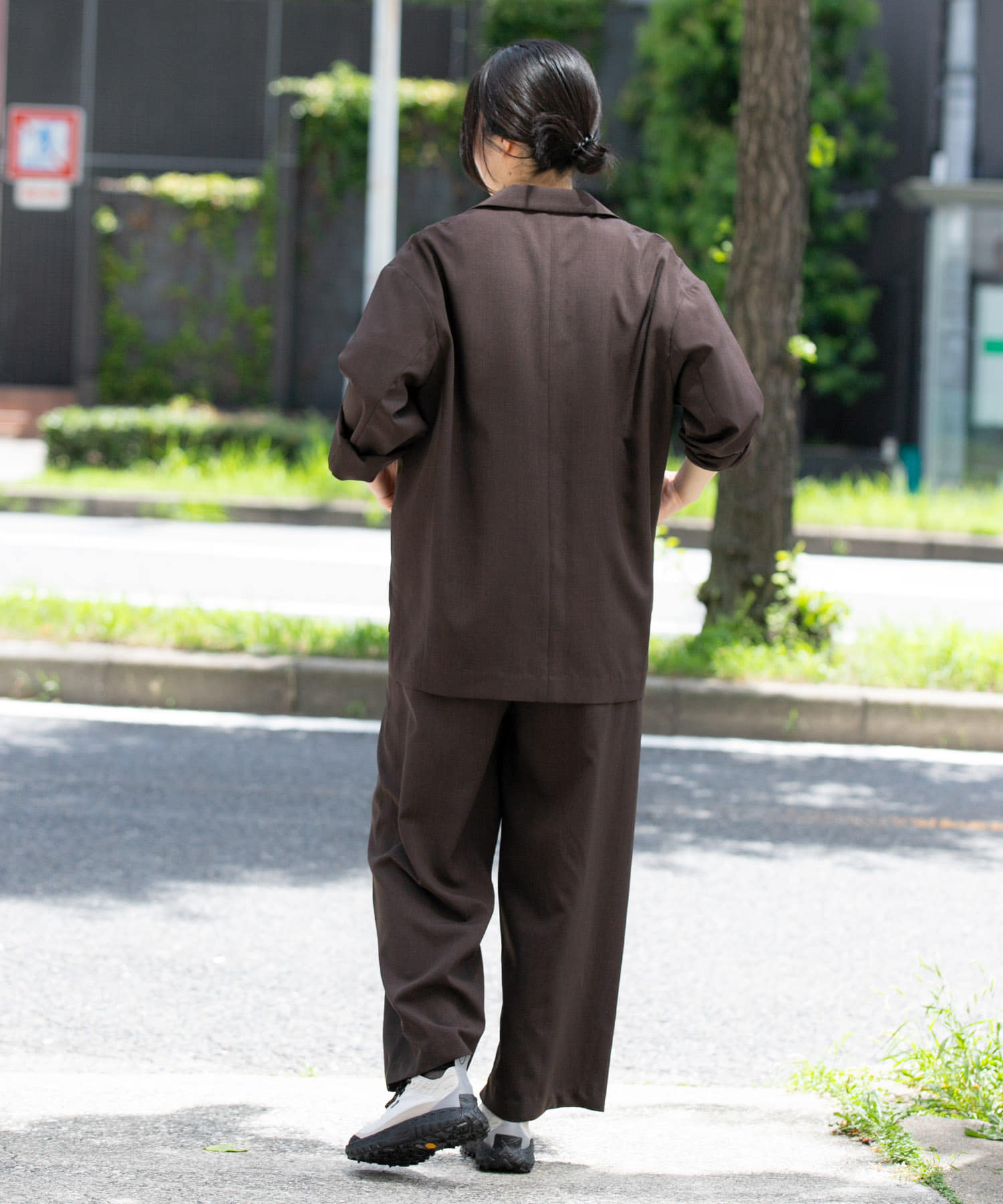 ブラウン