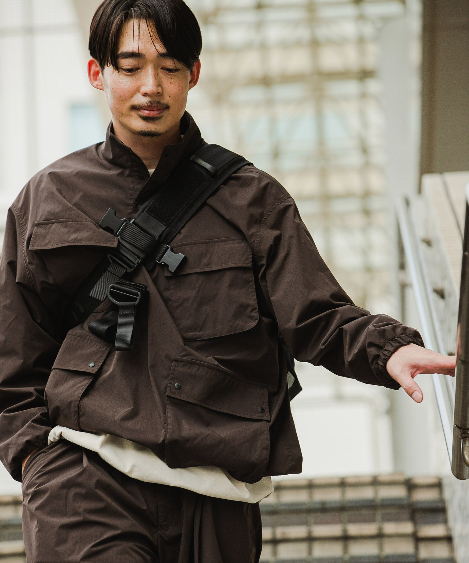 ブラウン