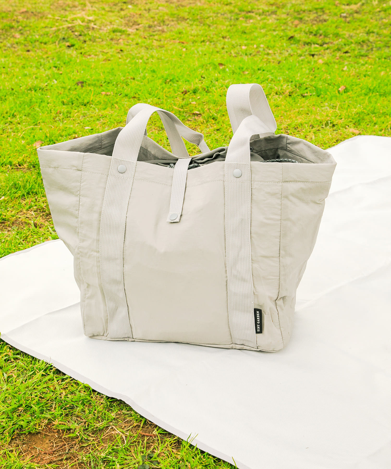 TINY GARDEN PRODUCTS　パッカブルクールバッグ GRAY one