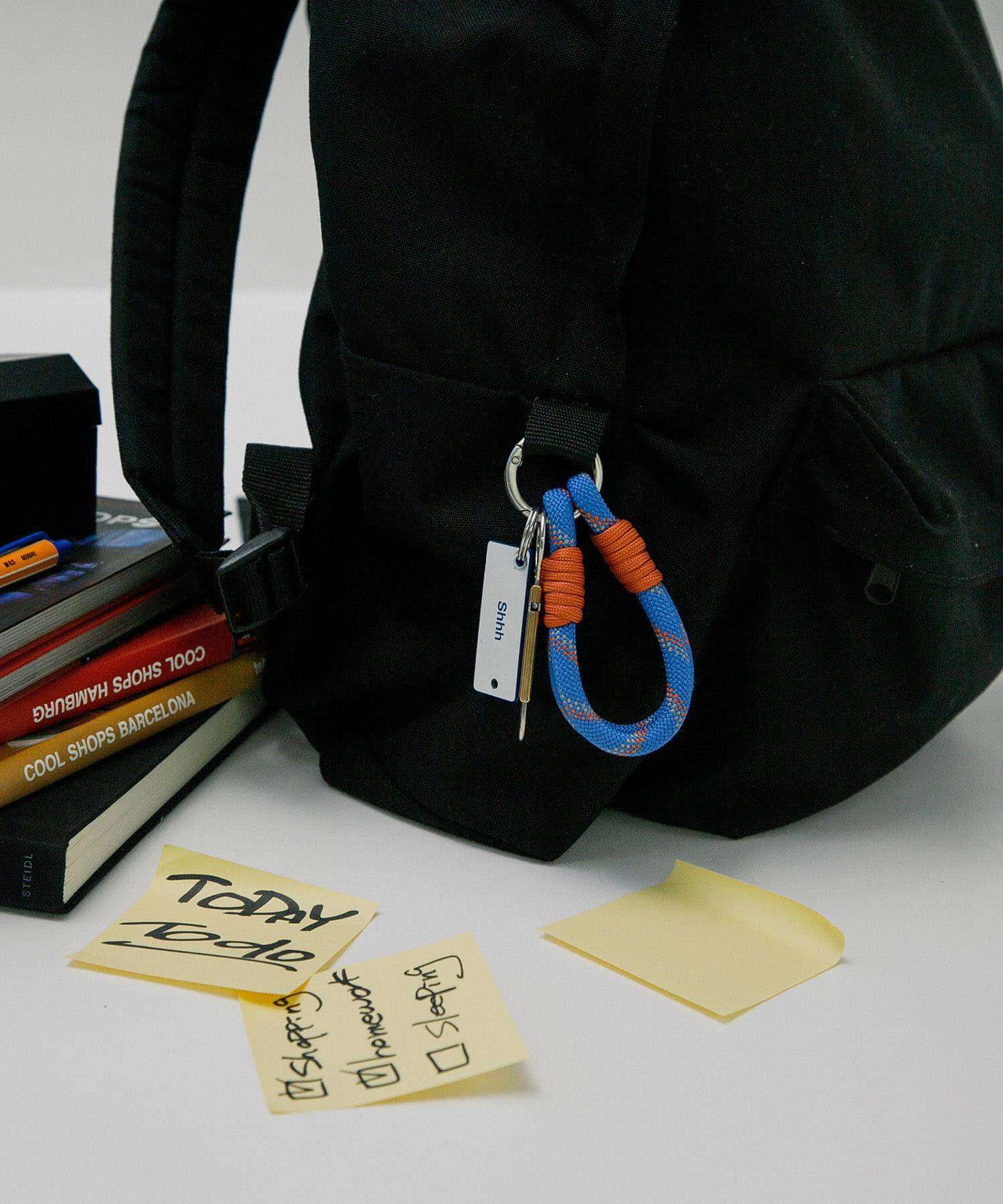 TINY GARDEN PRODUCTS　マルチユースキーホルダー BLUE one