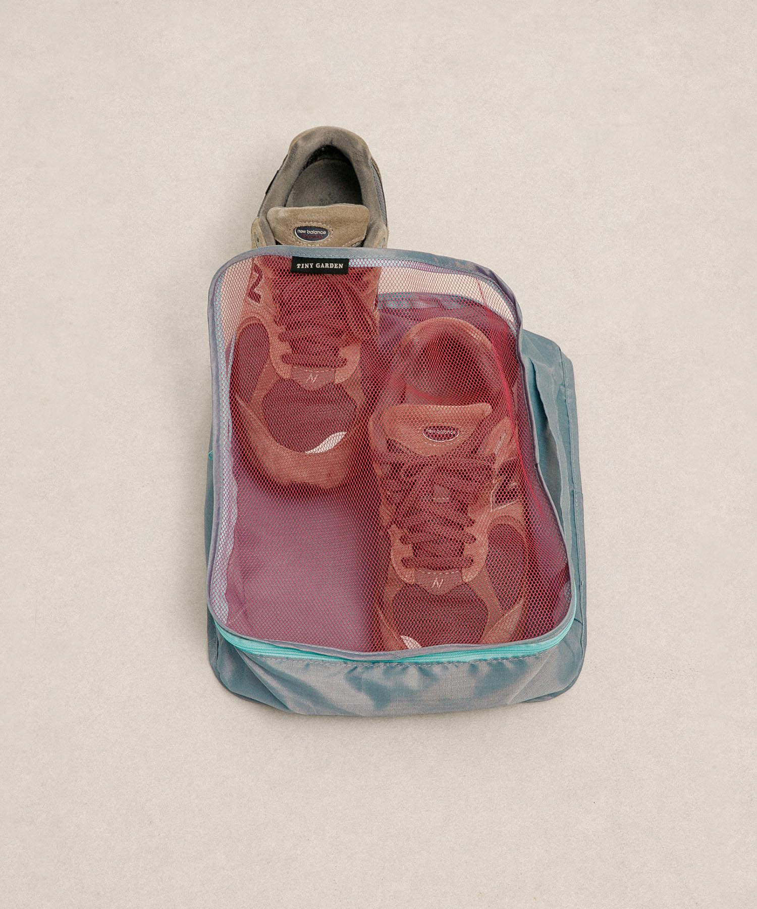 TINY GARDEN PRODUCTS　トラベルポーチ 6Pセット GRAY one