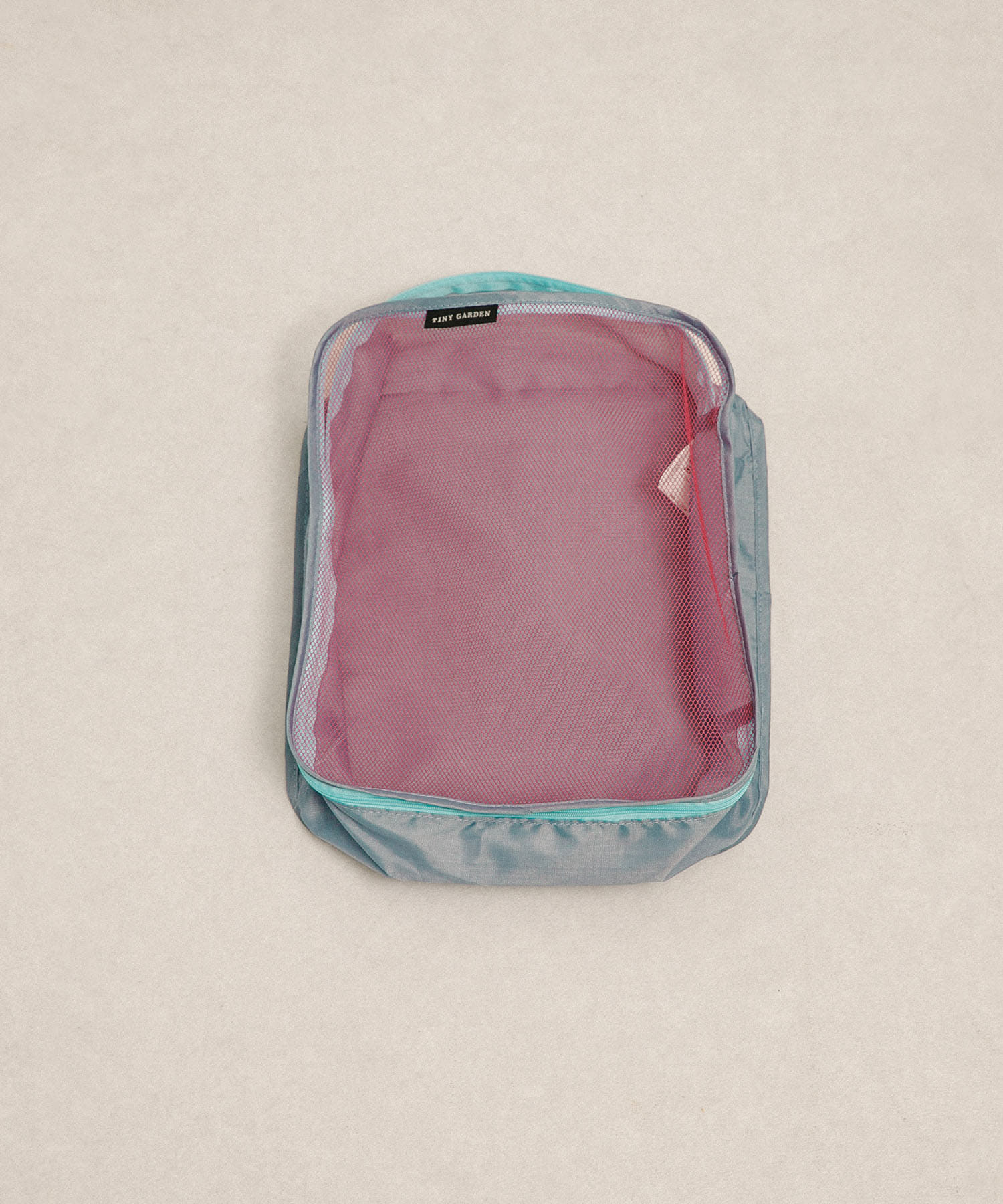 TINY GARDEN PRODUCTS　トラベルポーチ 6Pセット GRAY one