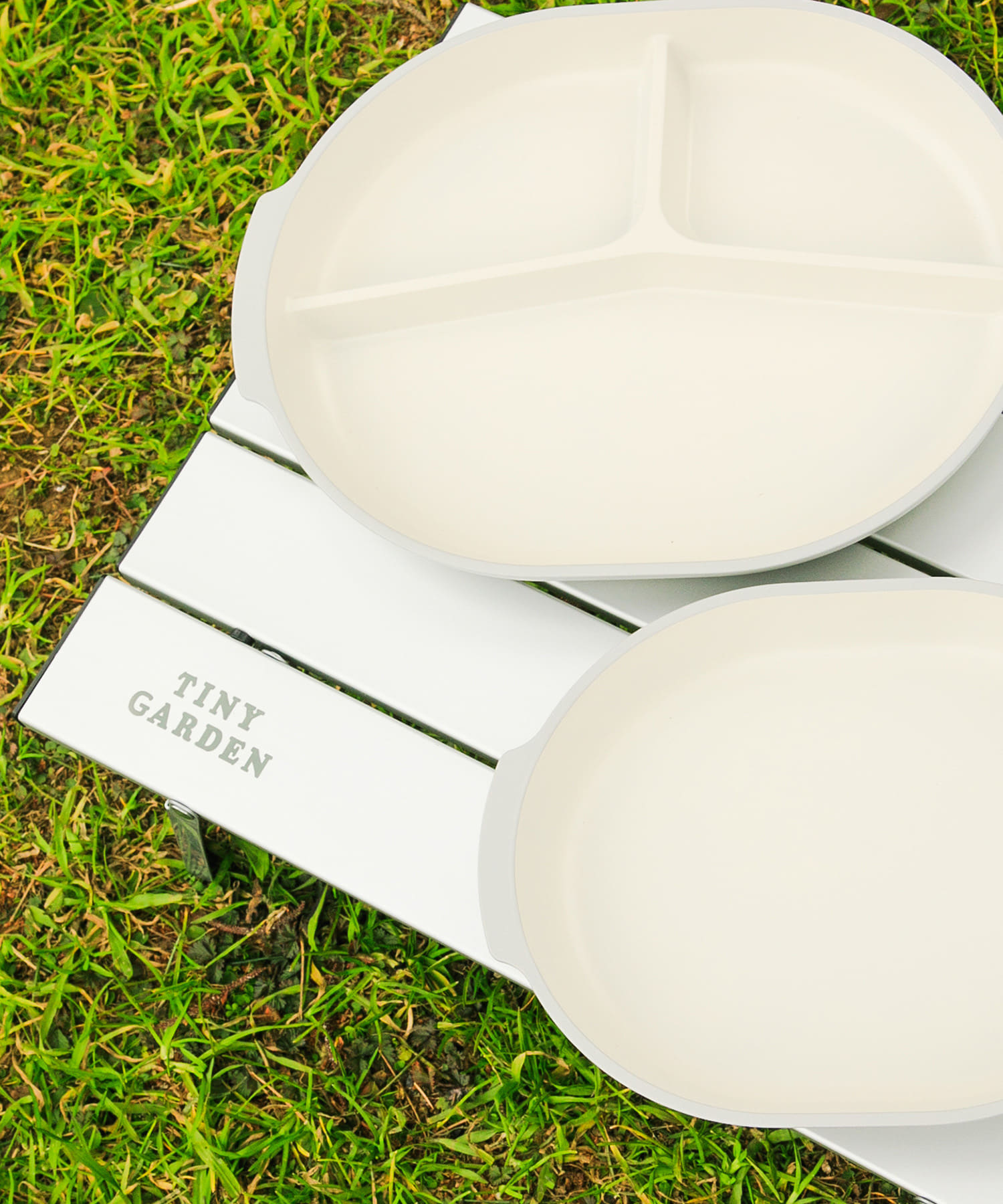 TINY GARDEN PRODUCTS　ピクニックローテーブル SILVER one