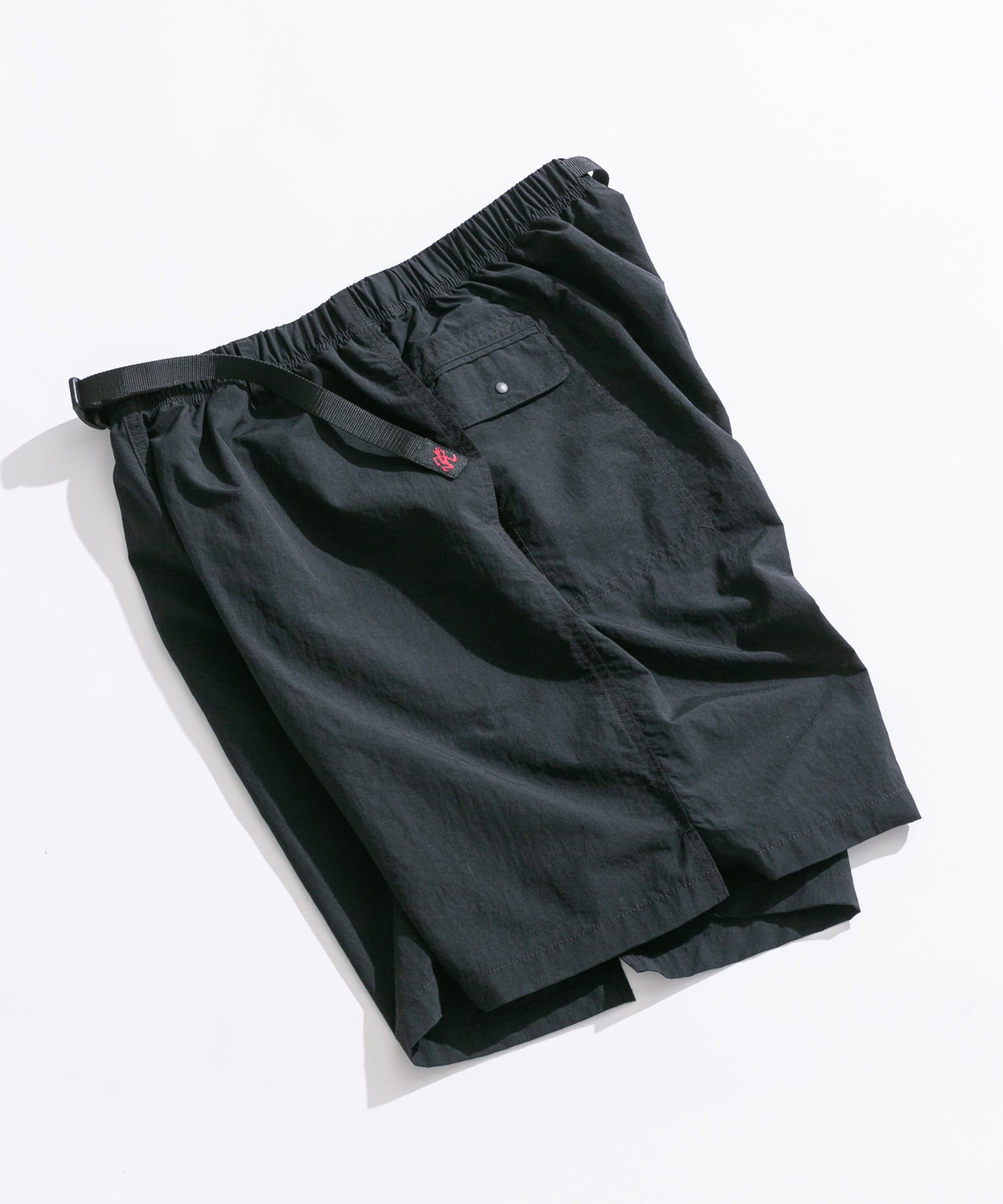 『撥水 / 別注』Gramicci　アクティブナイロンショーツ BLACK L