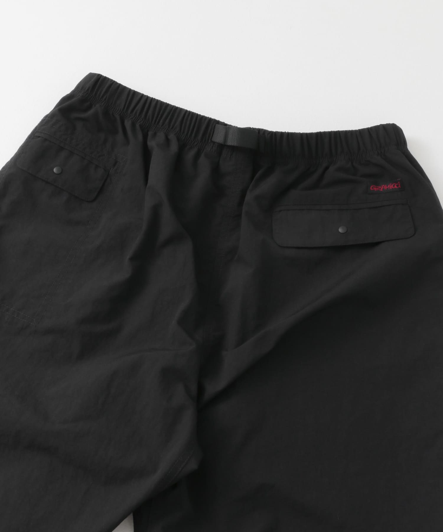 『撥水 / 別注』Gramicci　アクティブナイロンショーツ BLACK S