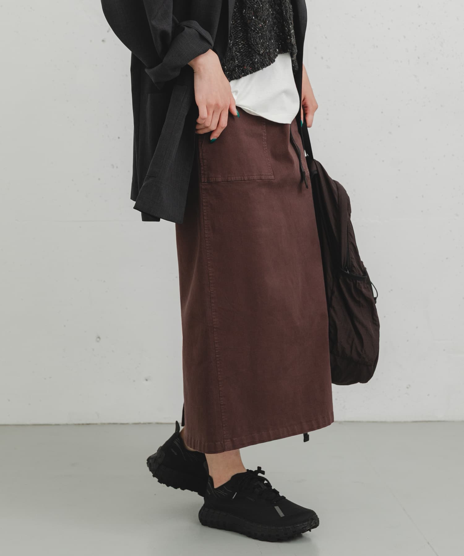 BROWN
