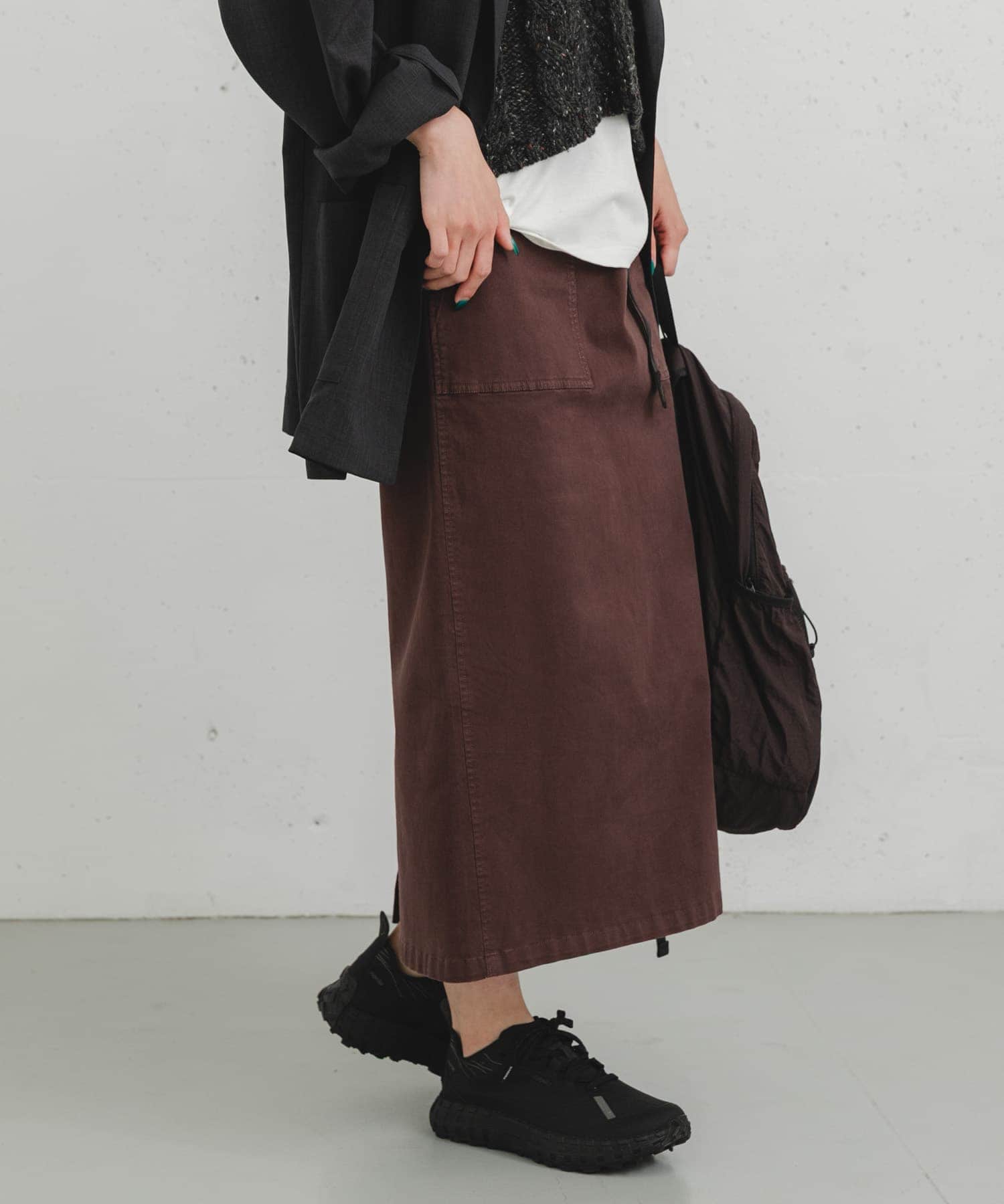 BROWN