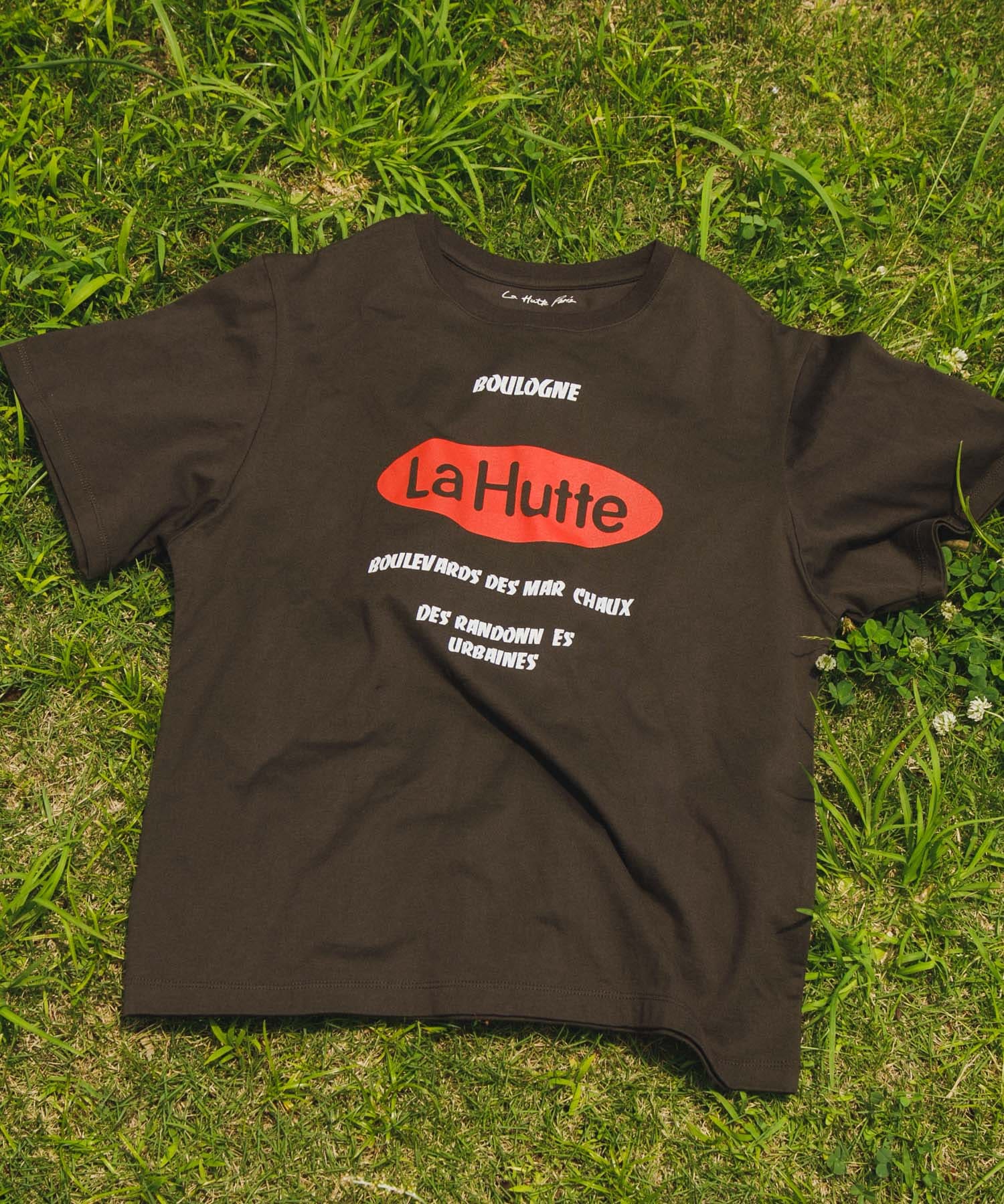 『別注』La Hutte×EKAL　ロゴデザインTシャツ ブラウン one