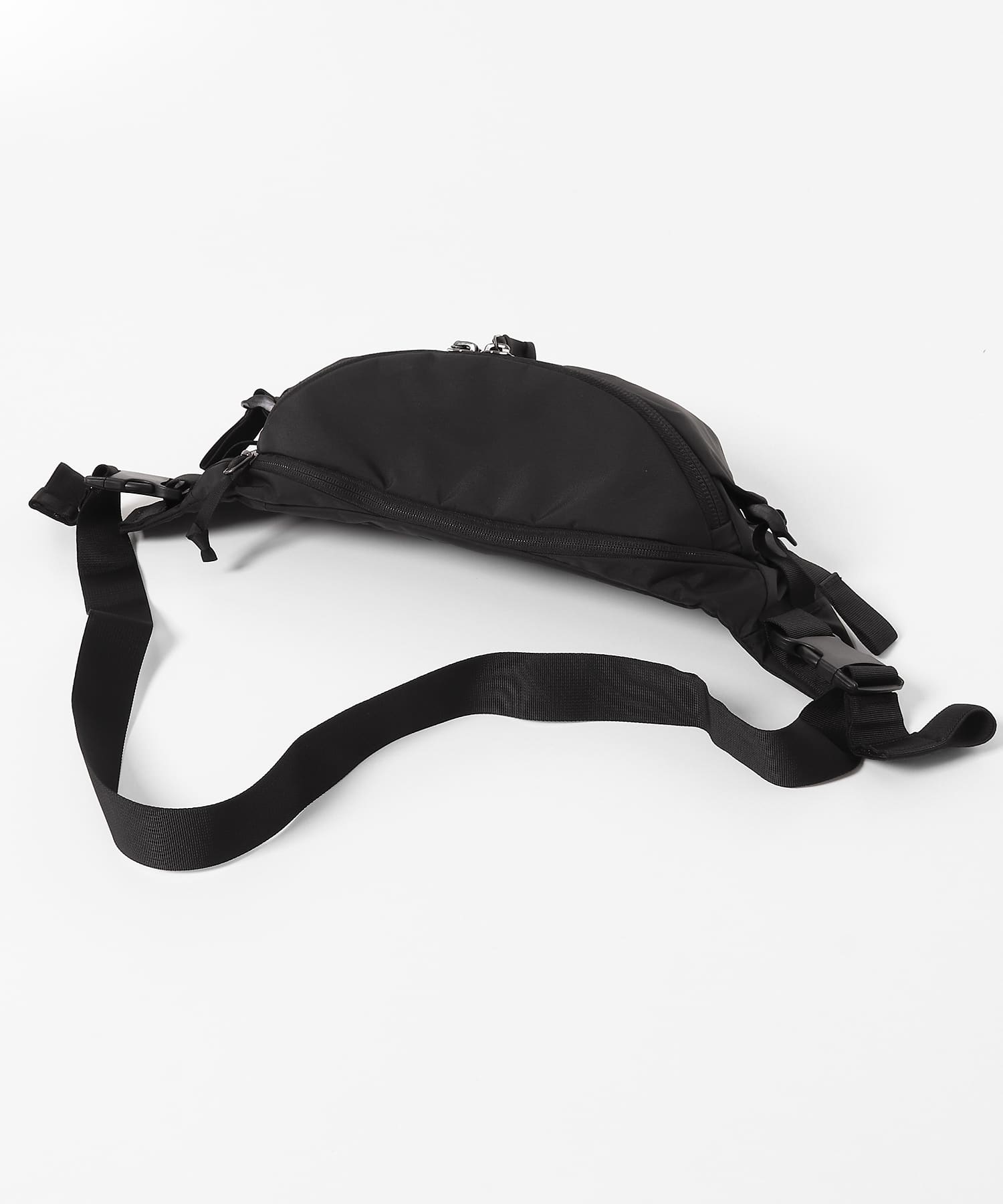 EVERGOODS　MOUNTAIN HIP PACK 3.5L Black one