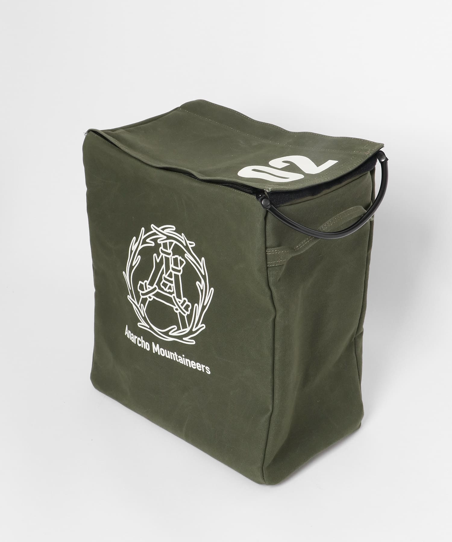 mountain research　1/2 Container