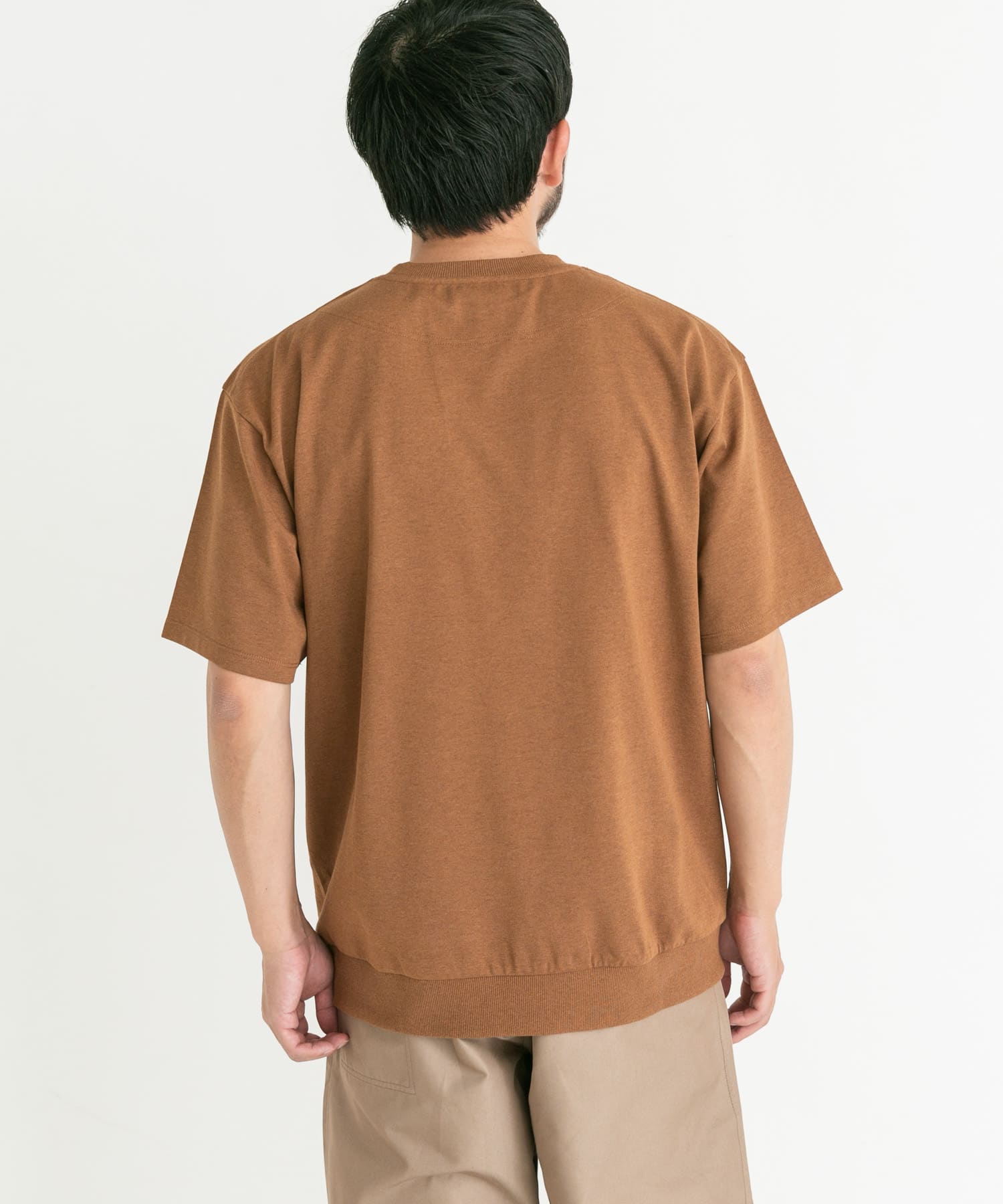 ブラウン