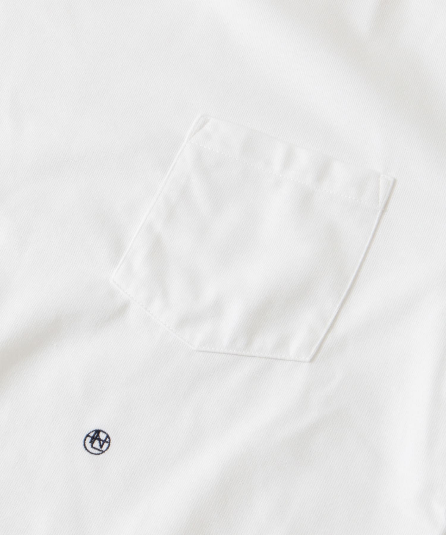 White (W)