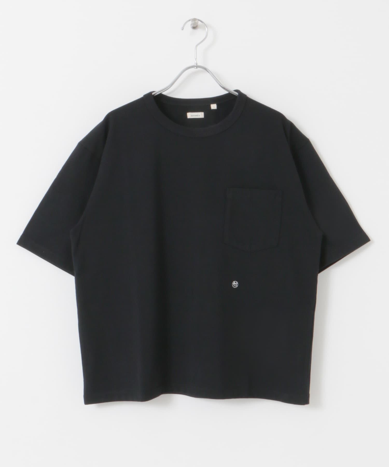 Black (K)