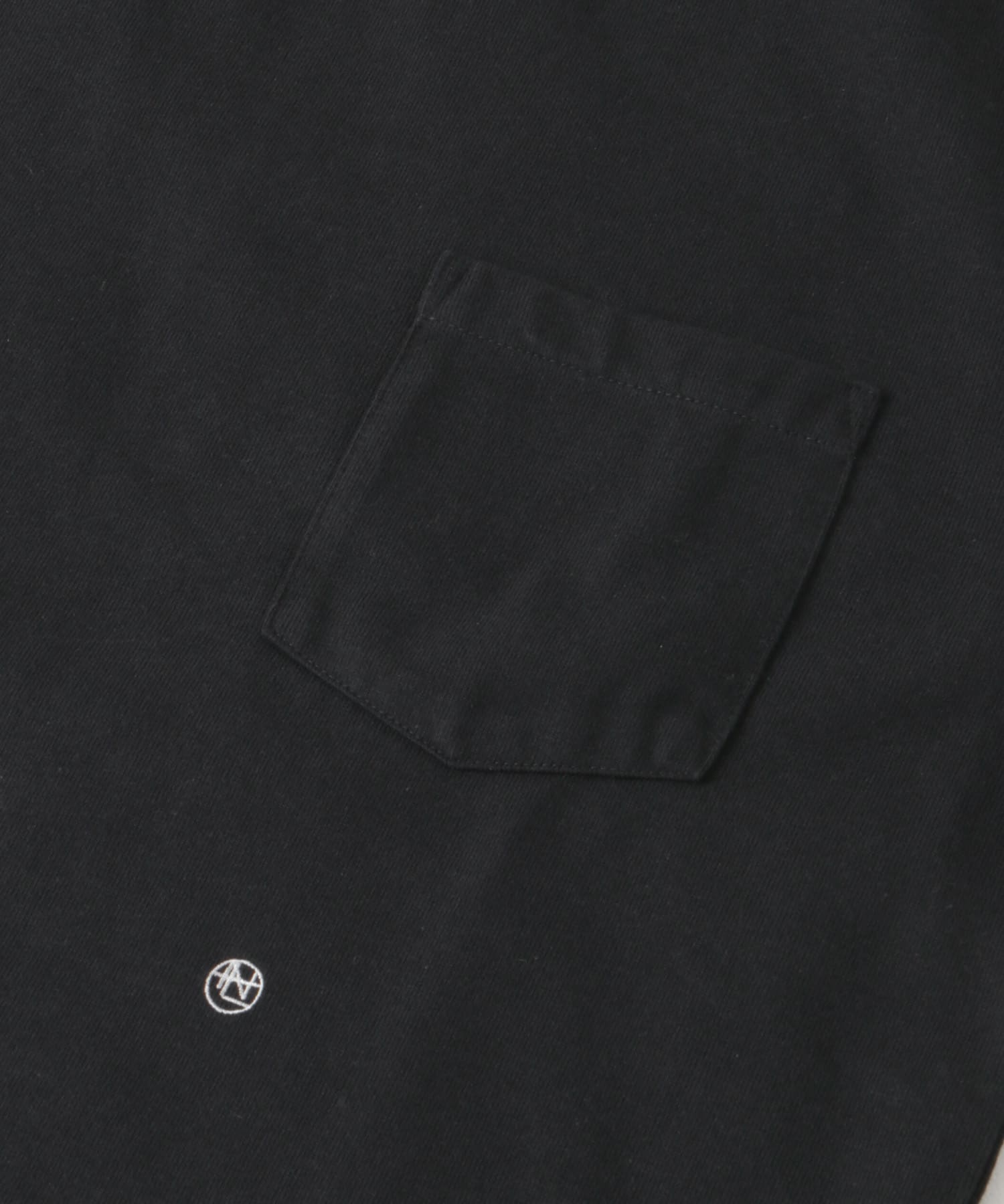Black (K)
