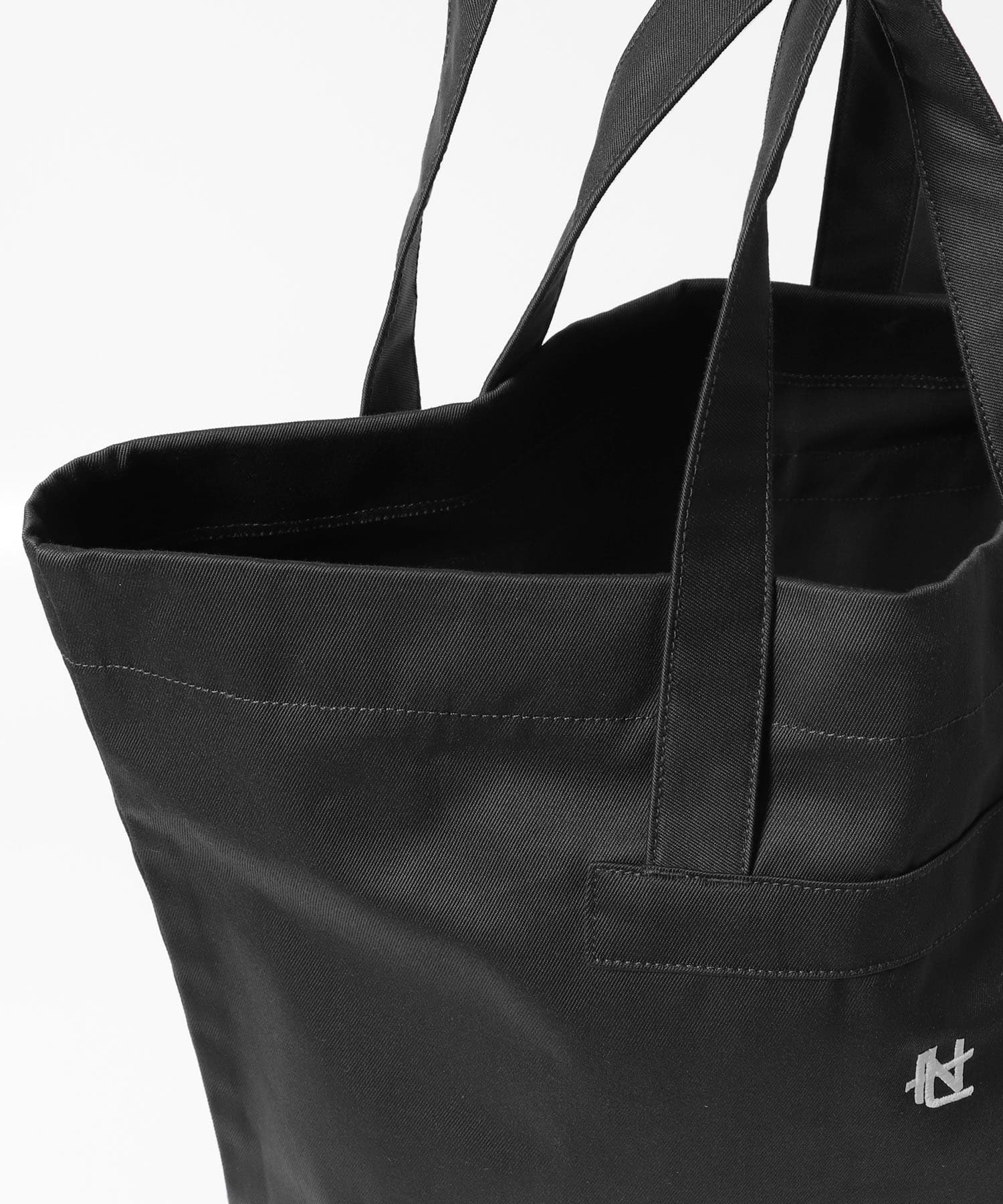 Black(K)