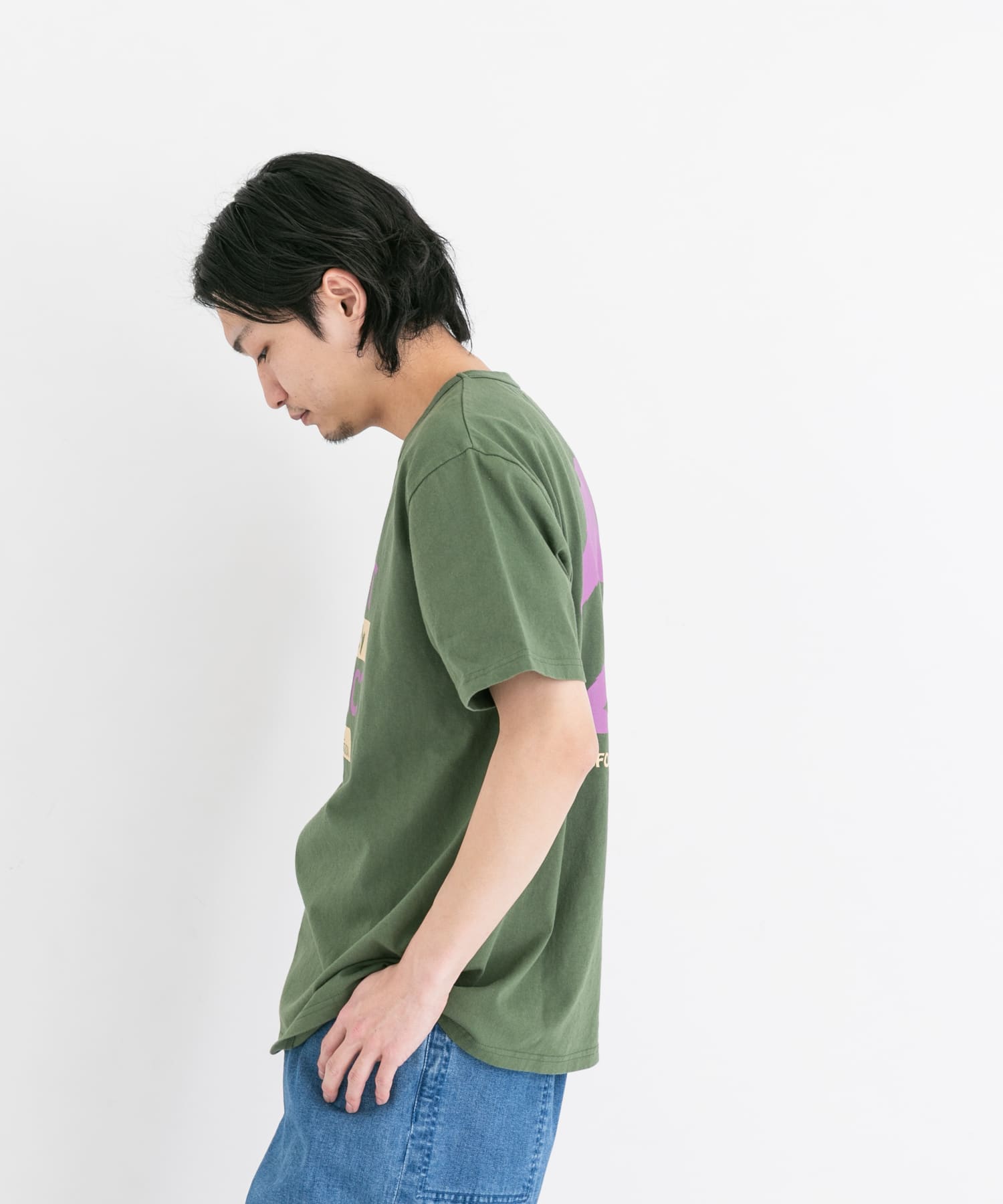 グリーン