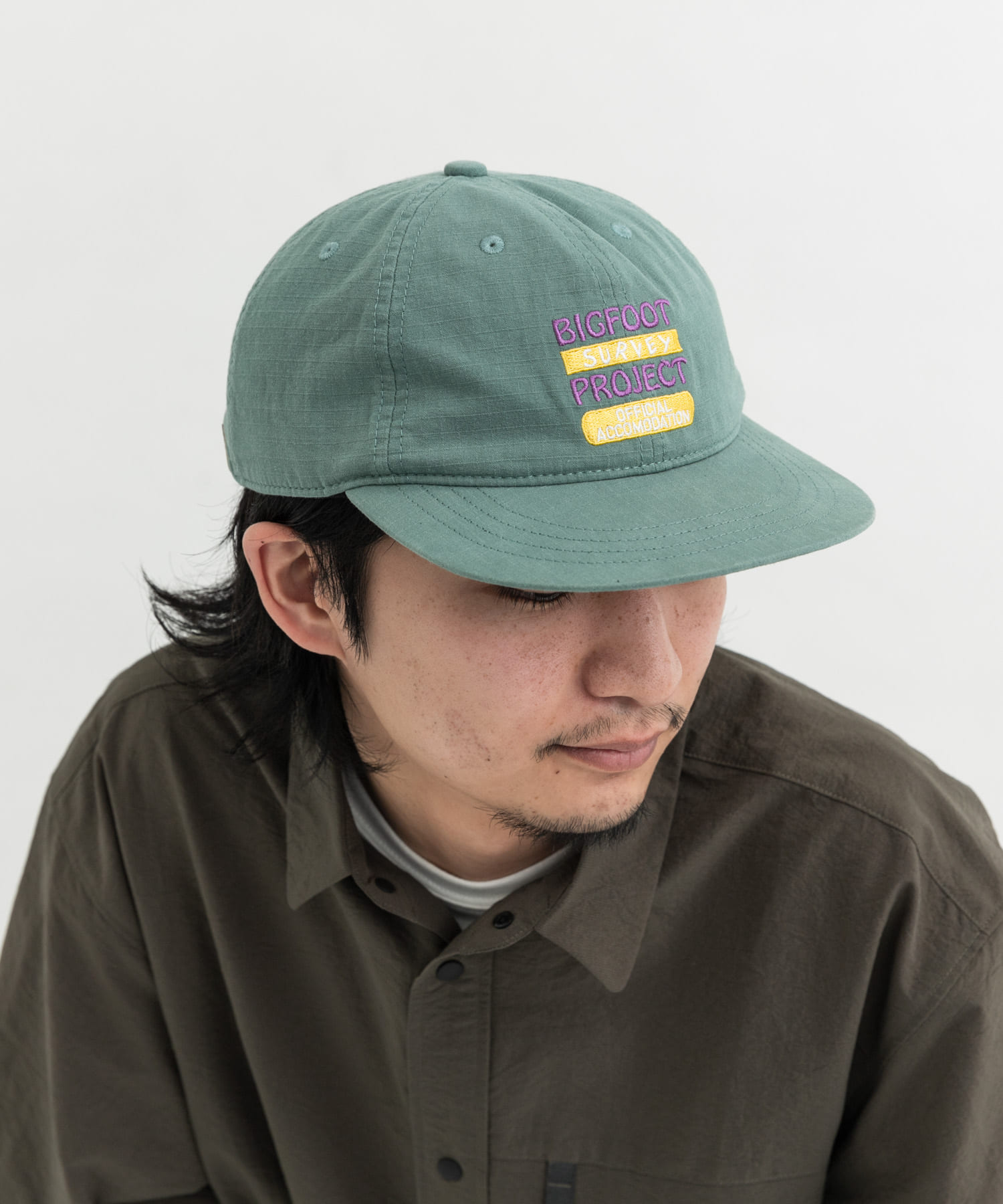 グリーン