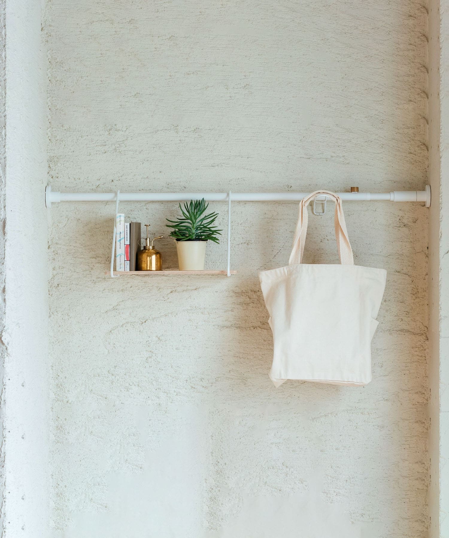 DRAW A LINE　Tension Rod A WH