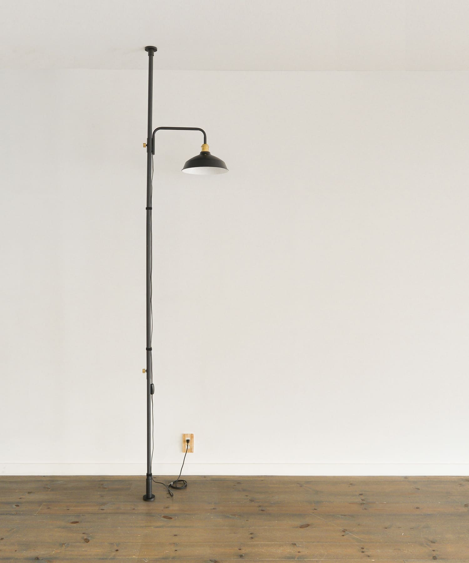 DRAW A LINE　Shade Black / Lamp Armシリーズ専用 ブラック FREE