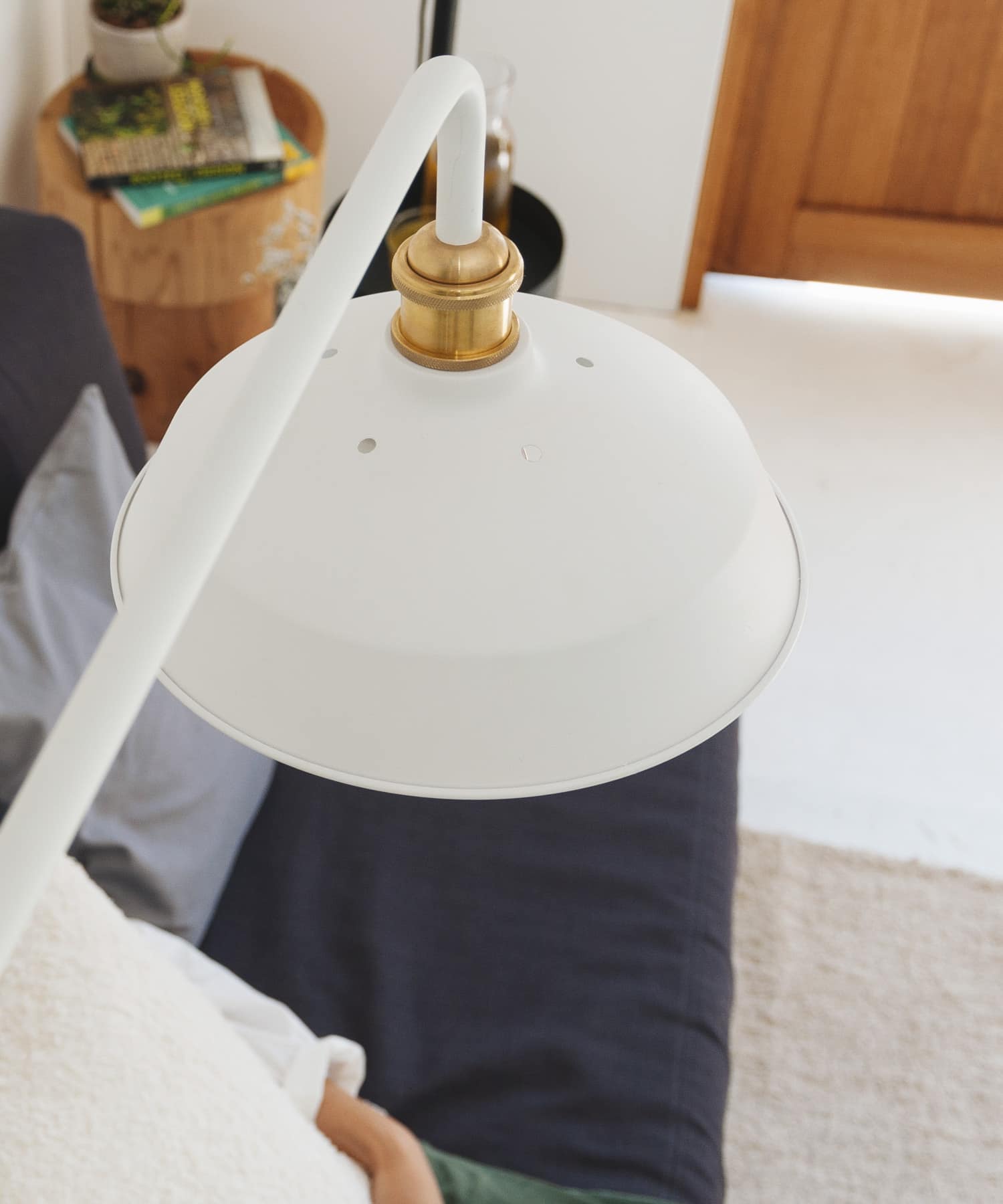 DRAW A LINE　Shade White / Lamp Armシリーズ専用 ホワイト FREE