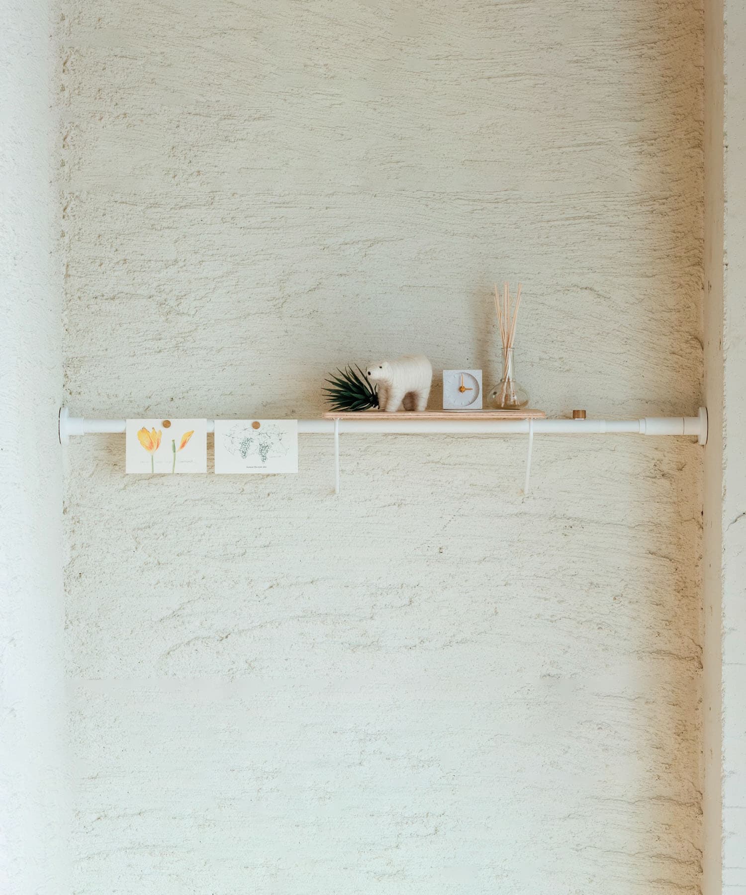 DRAW A LINE　Shelf A WH