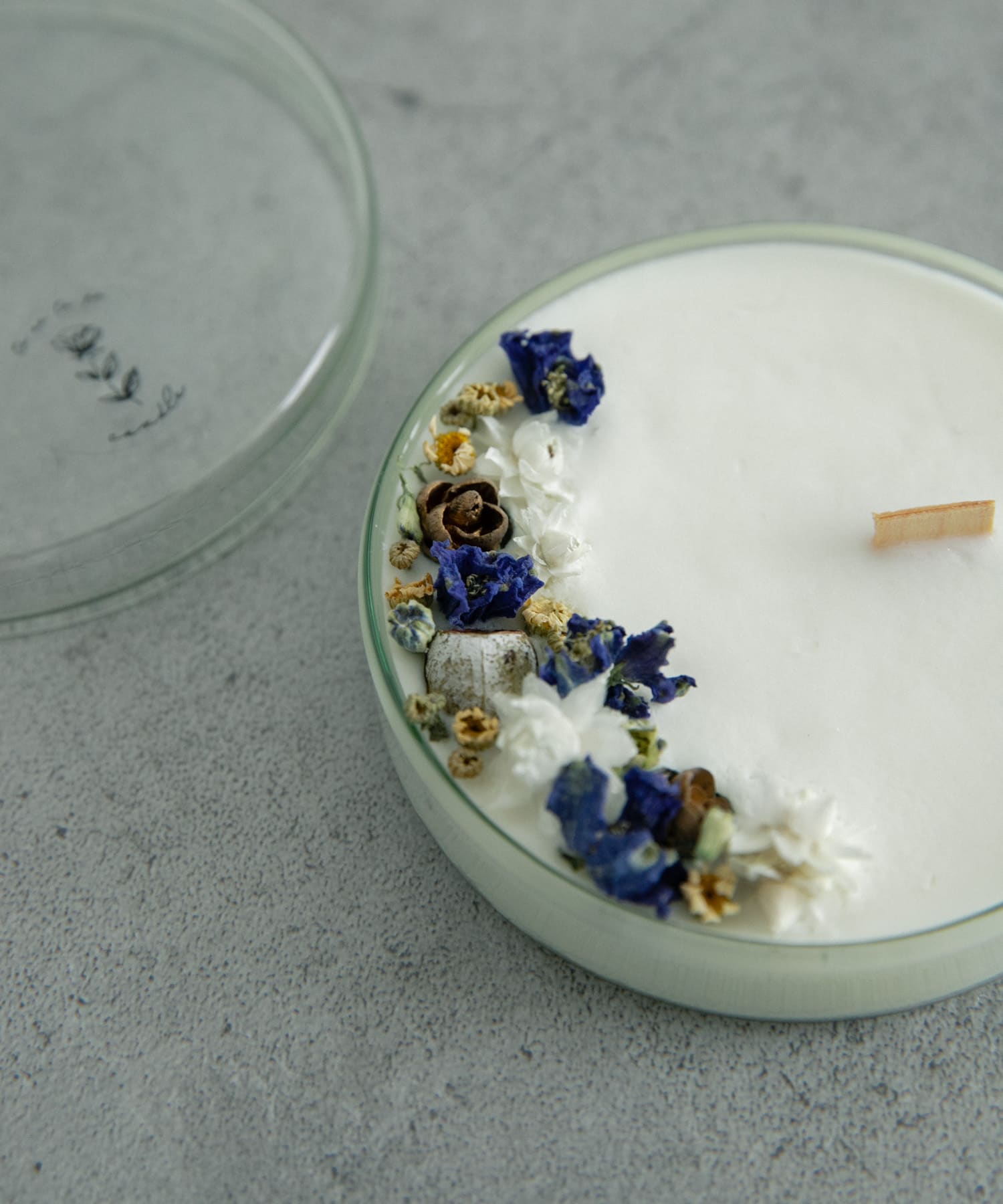 te ao te po candle　メッセージキャンドル WHITE -