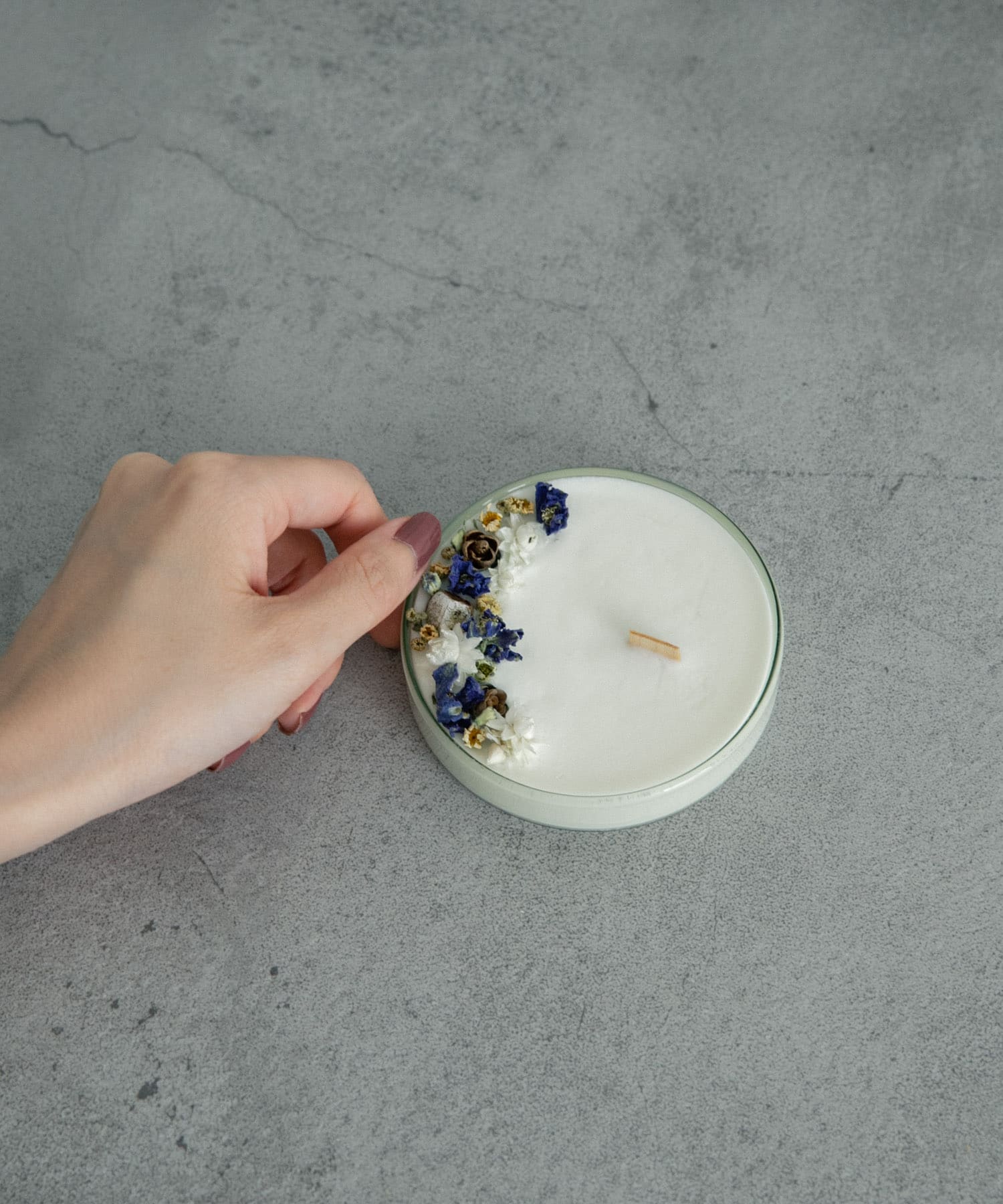 te ao te po candle　メッセージキャンドル WHITE -
