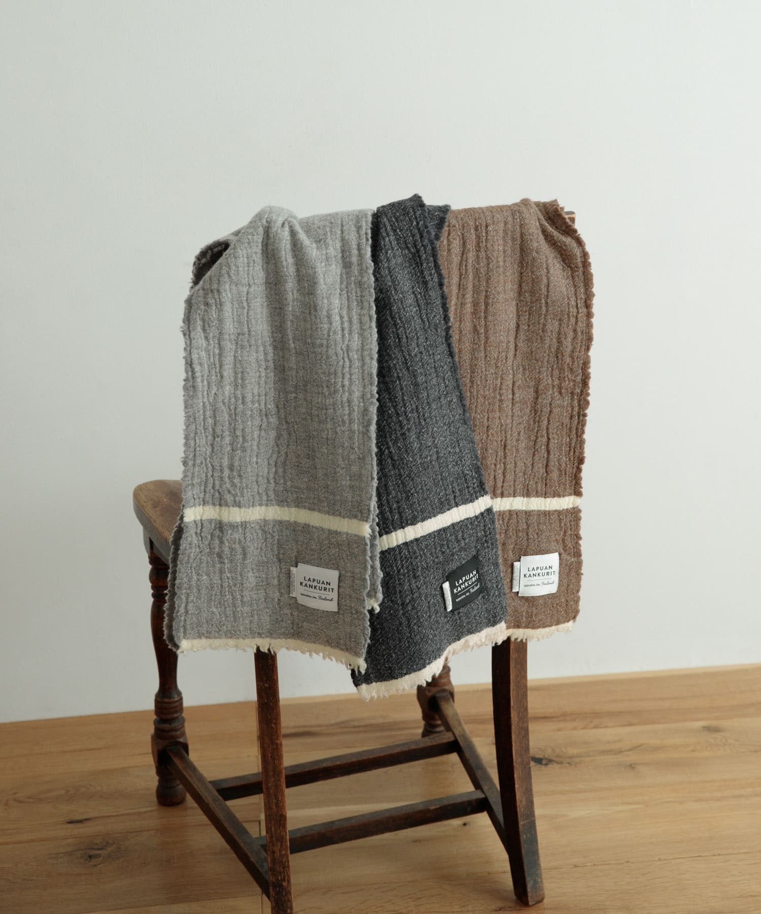 LAPUAN KANKURIT　TANHU scarf brown -