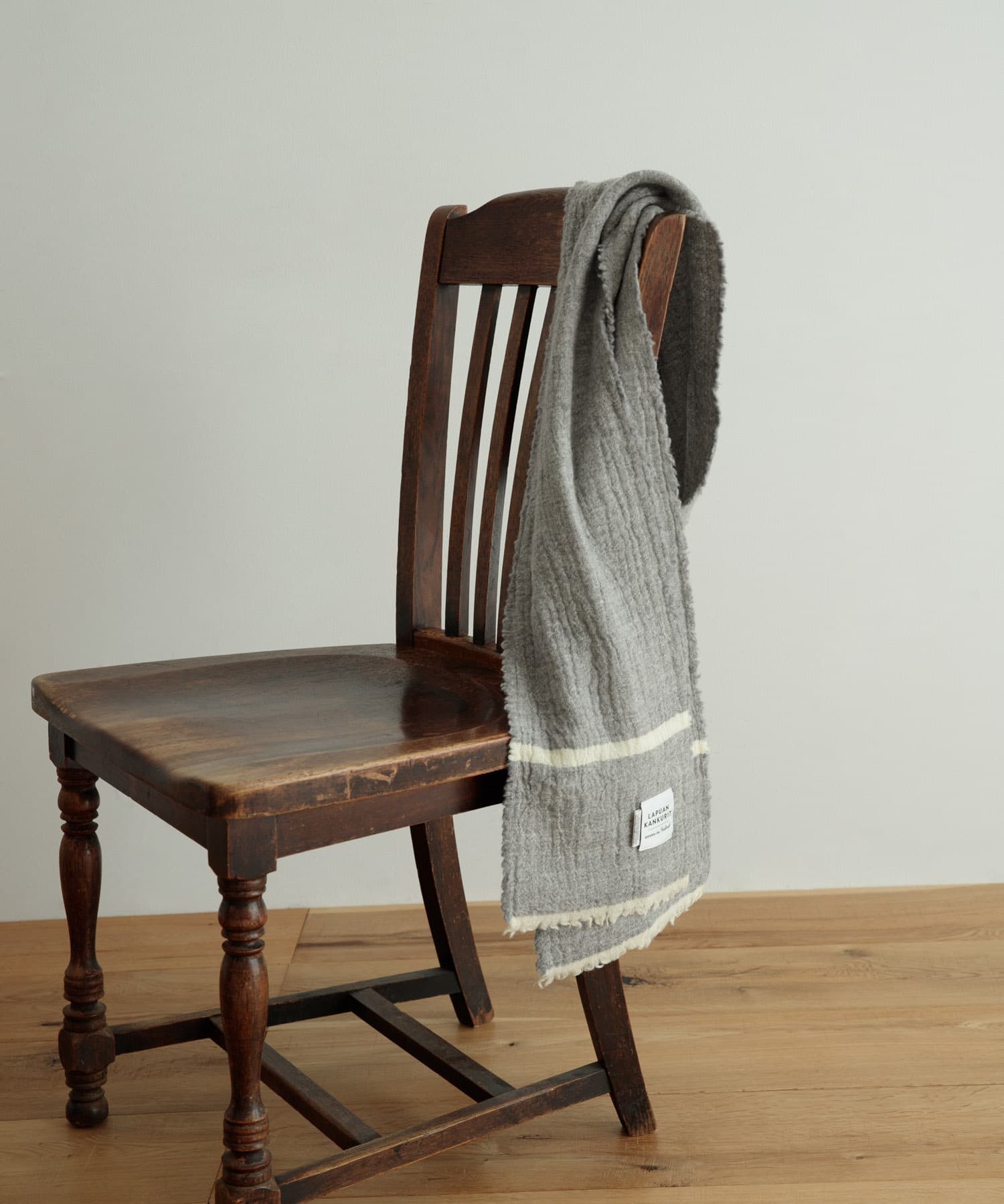 LAPUAN KANKURIT　TANHU scarf grey -