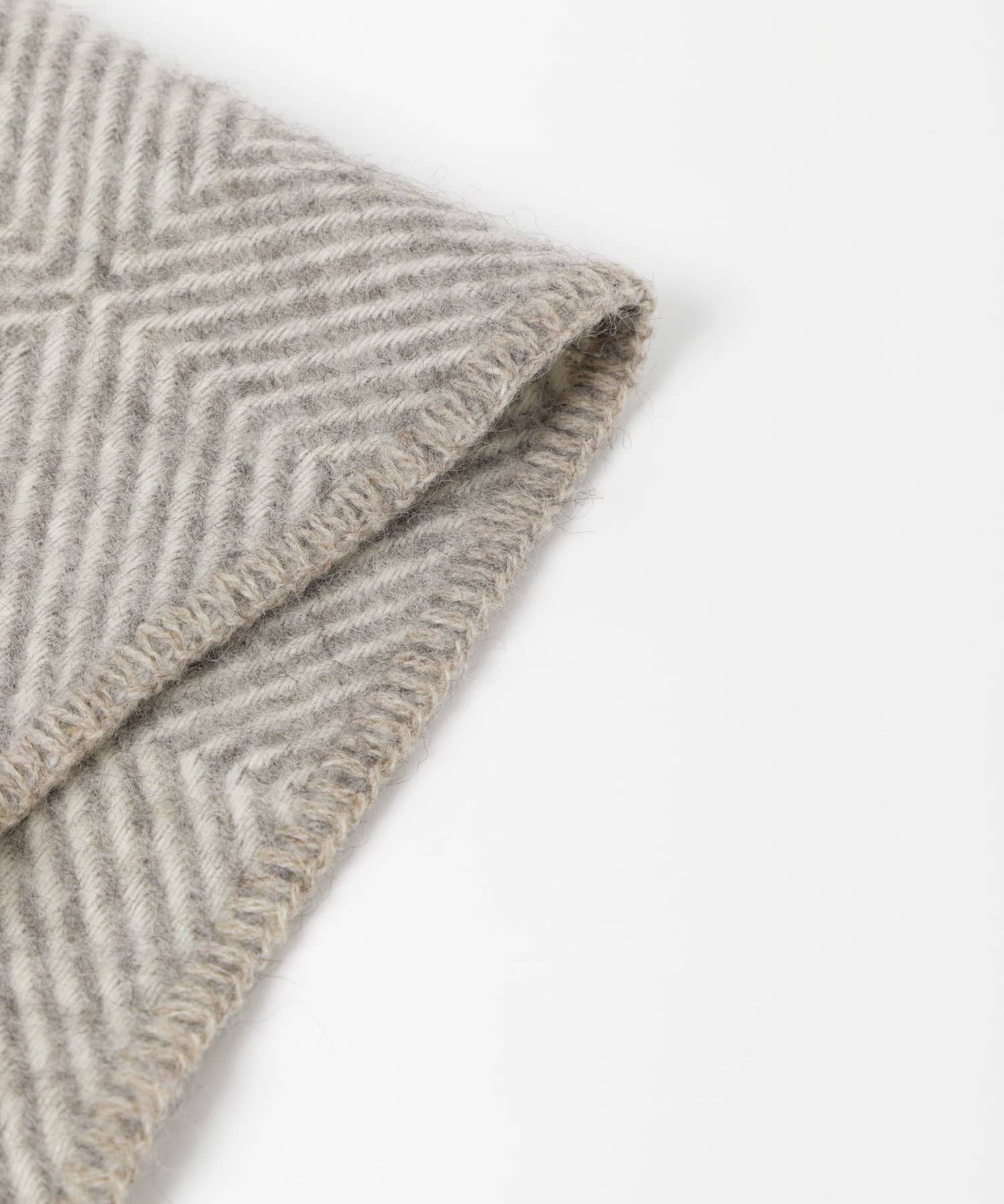 GRY WHITE
