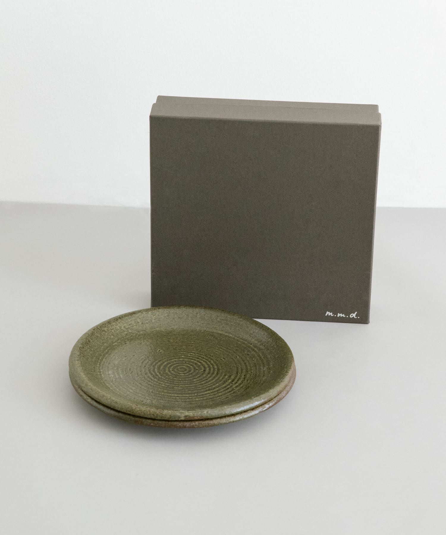 m.m.d.　丸皿L 2枚セット