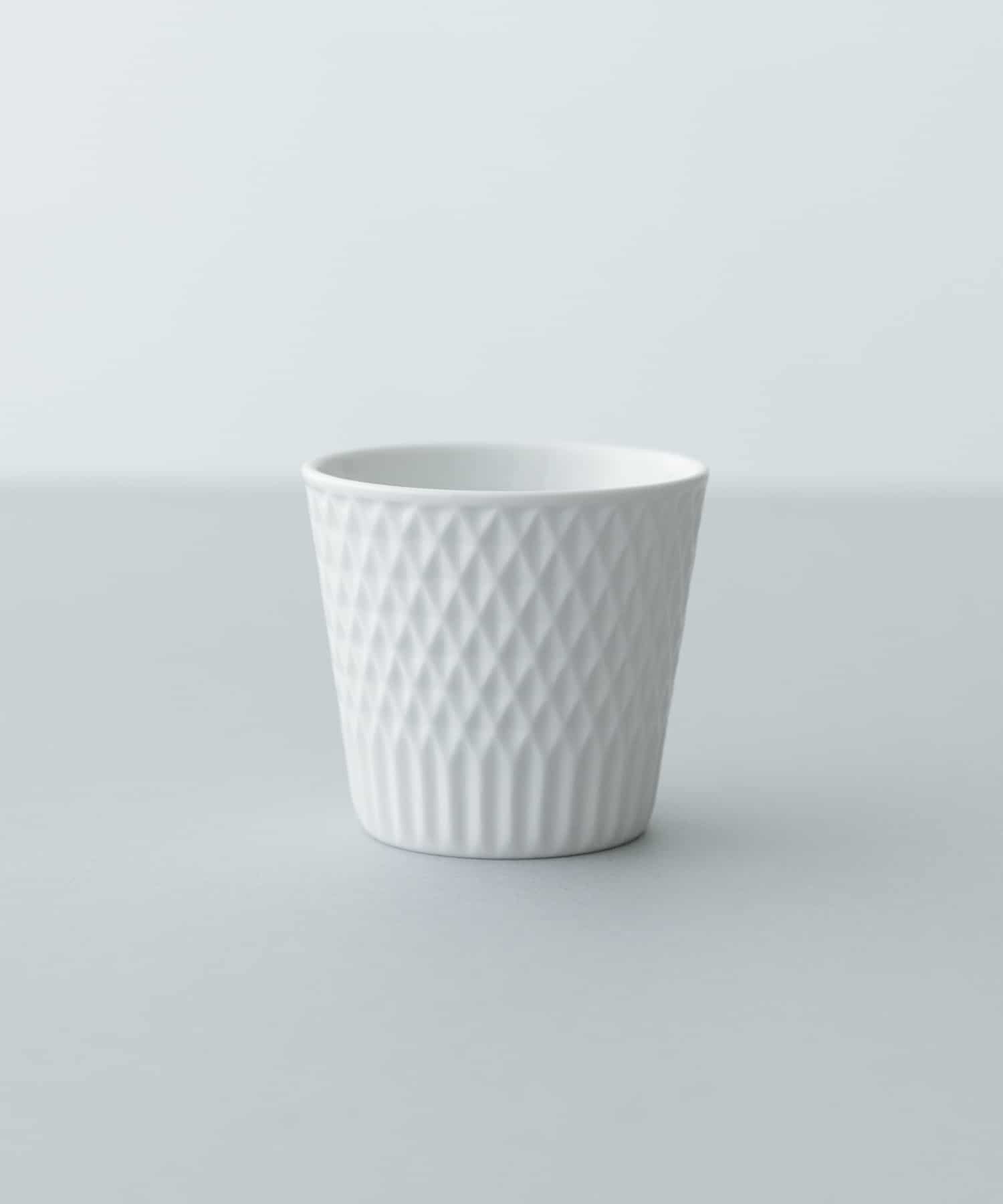 224 porcelain　ダイヤ彫　ロックカップ