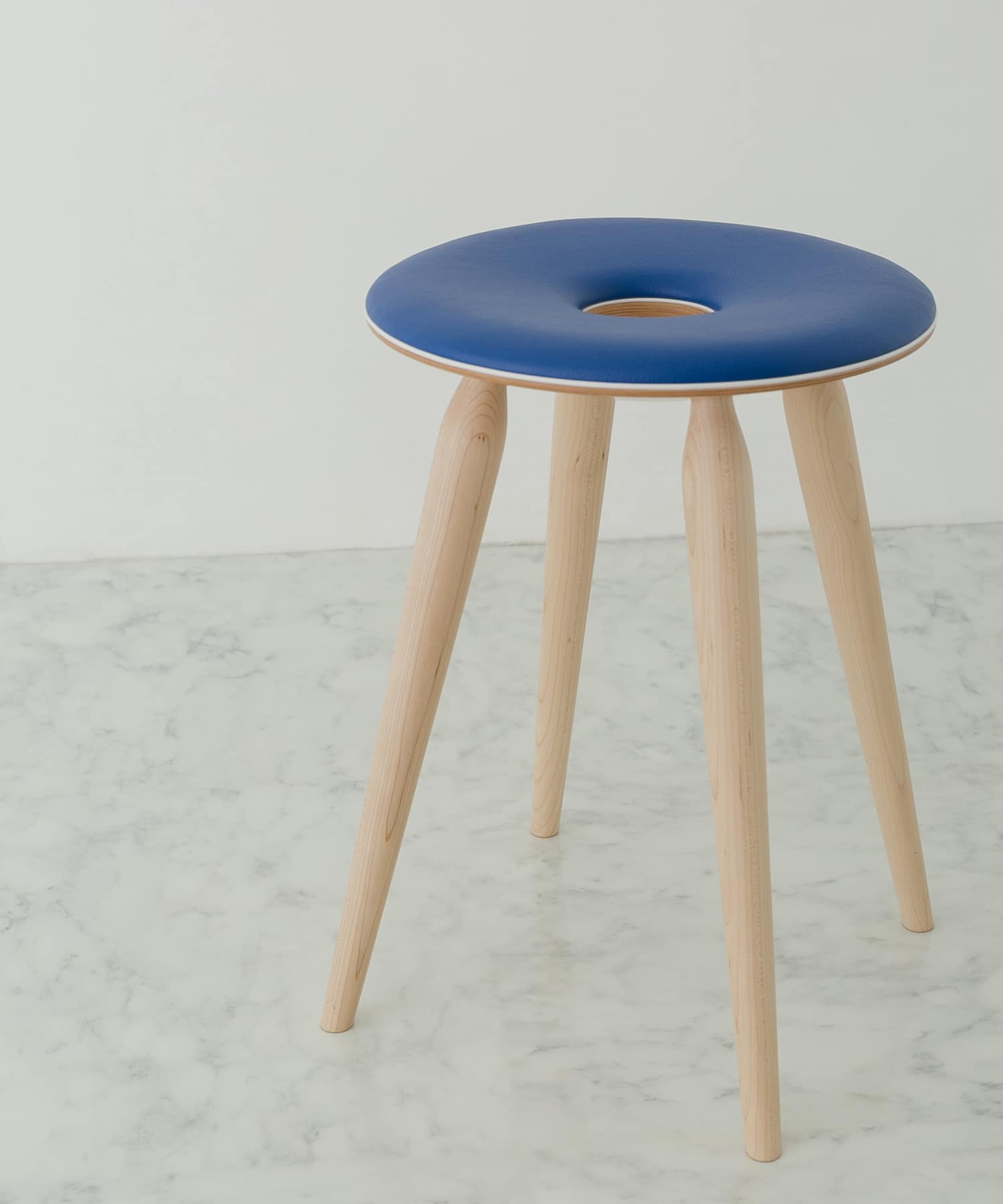 天童木工　リングスツール ブルー FREE