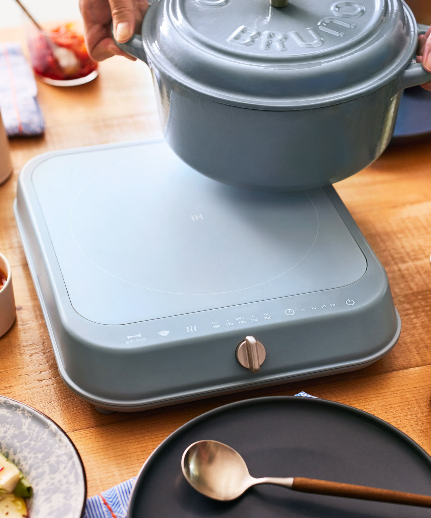 BRUNO　IHクッキングヒーター