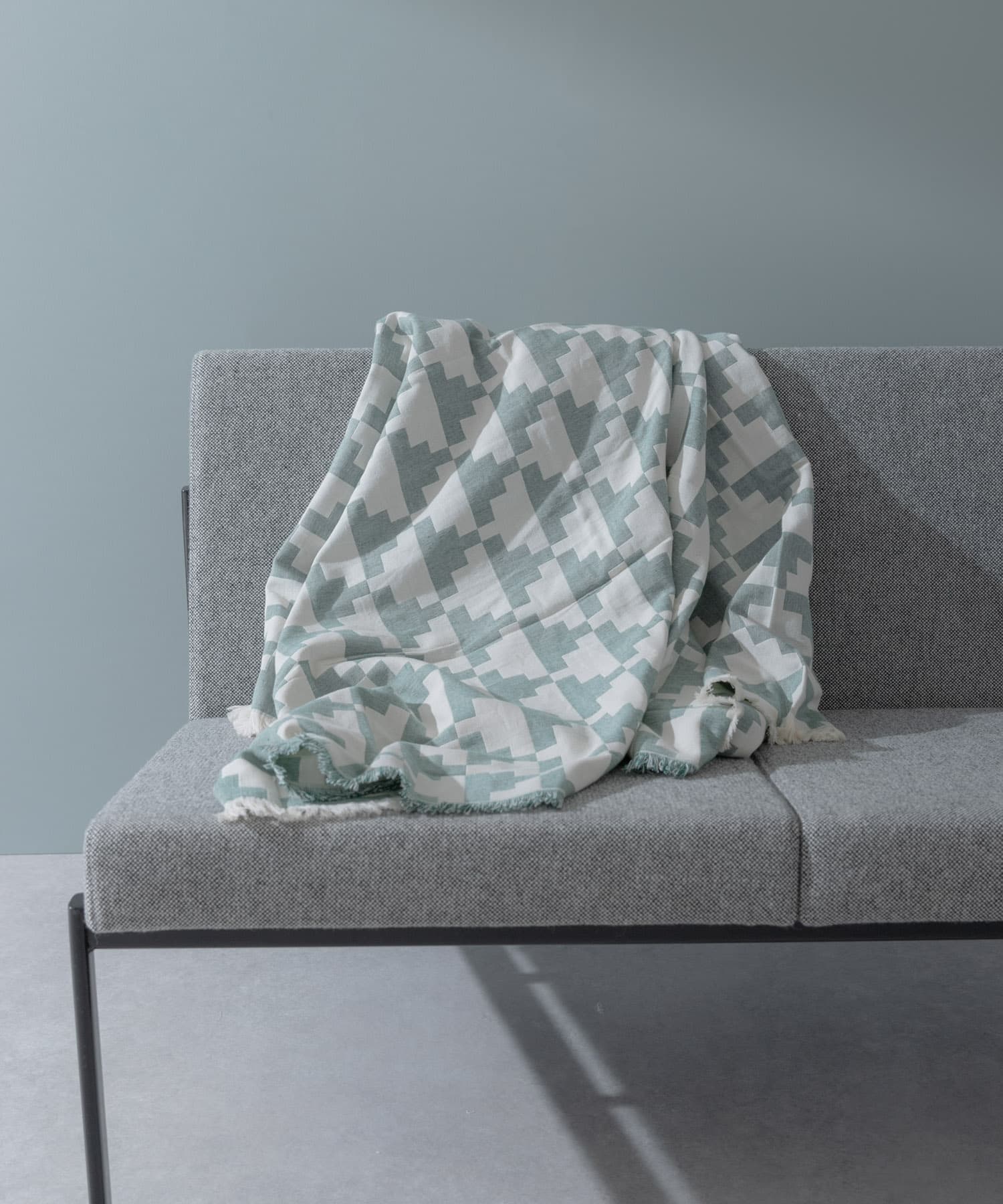 BRITA SWEDEN　CONFECT リサイクルコットンスロー