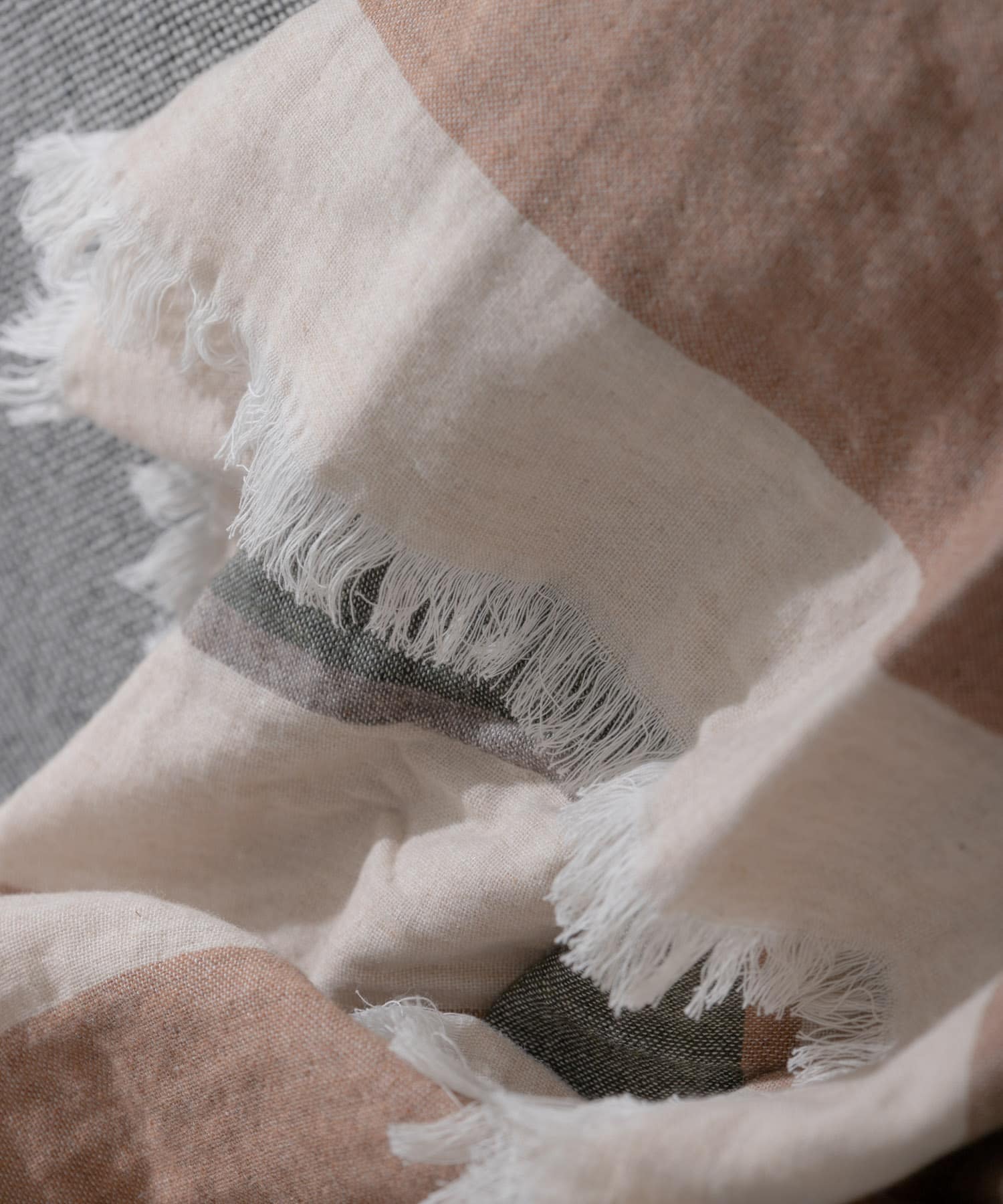 BRITA SWEDEN　SEZIM メリノミックススロー 130x170 NUTTY GRN -