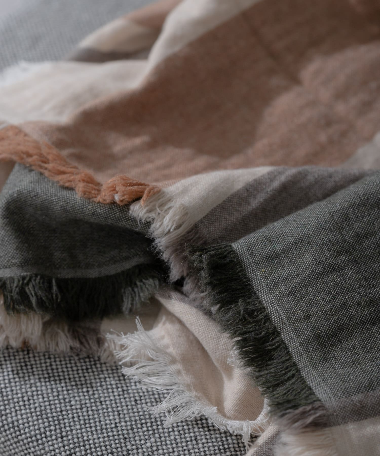 BRITA SWEDEN　SEZIM メリノミックススロー 130x170 NUTTY GRN -