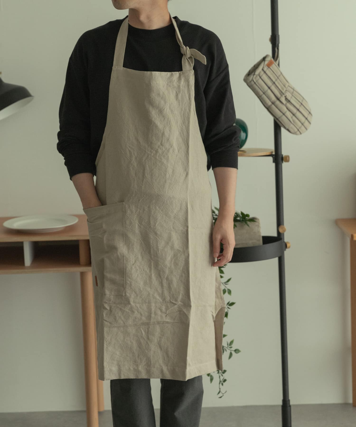 ferm living　HALE YARN-DYED APRON SAND -