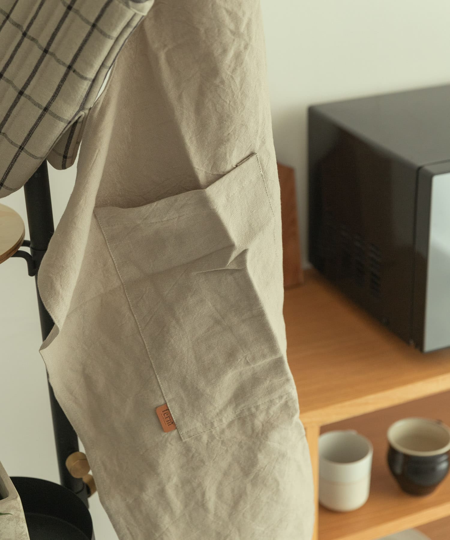 ferm living　HALE YARN-DYED APRON SAND -