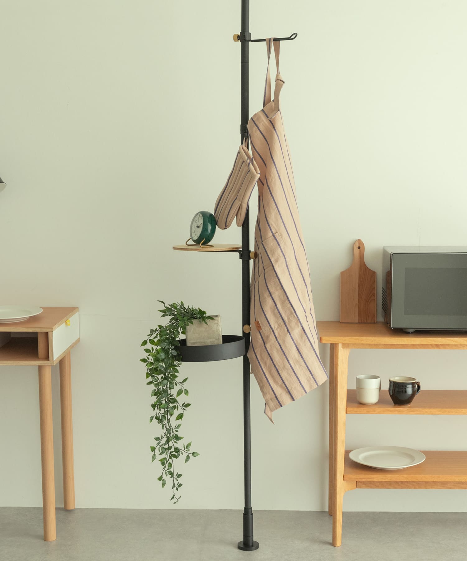 ferm living　HALE YARN-DYED APRON ROSE BLUE -