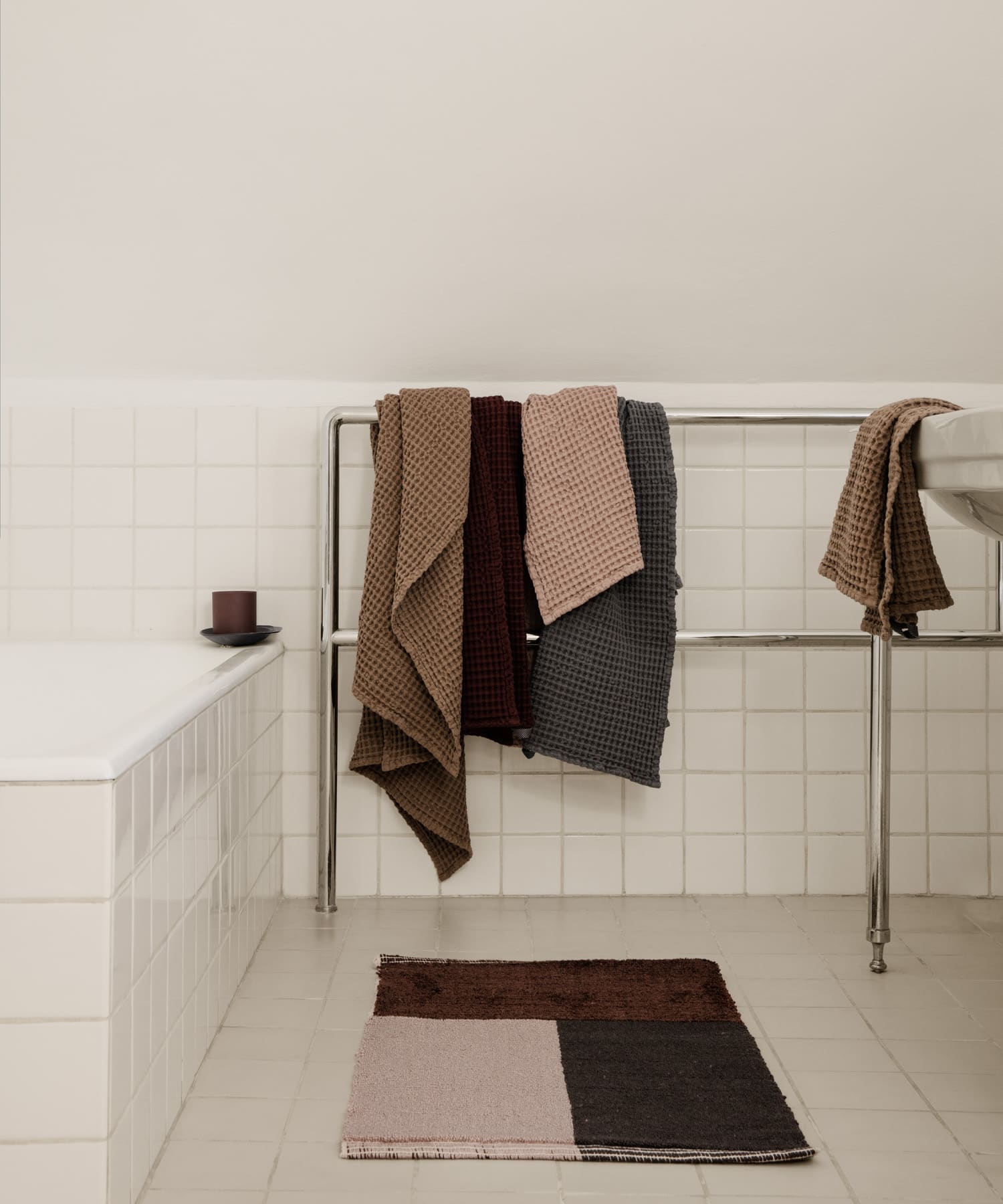 ferm living　PILE BATHROOM MAT BROWN -