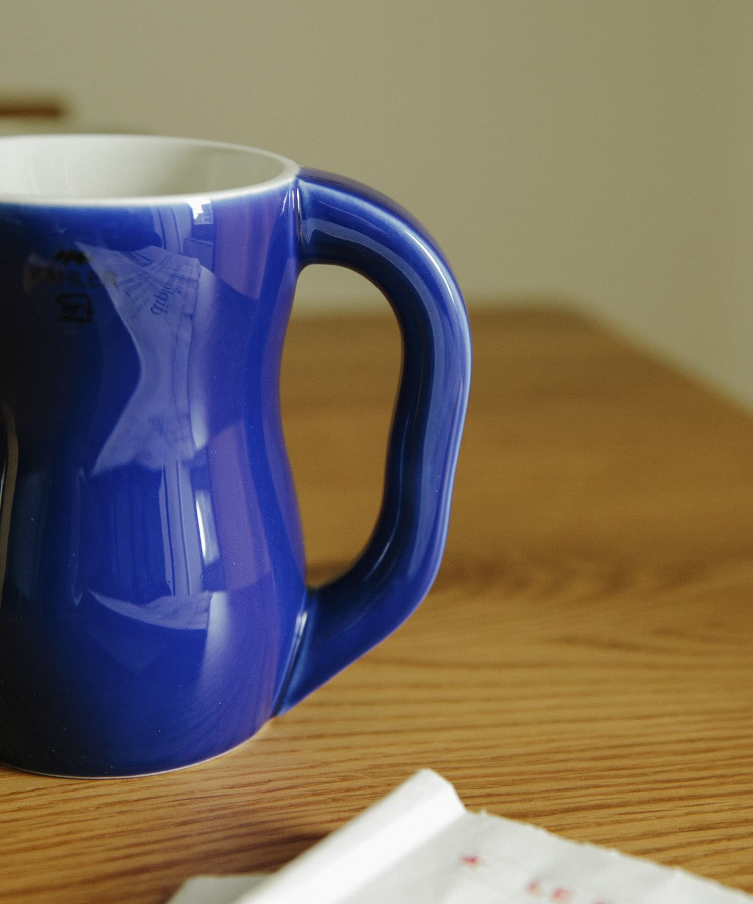 KAHLER　ジャグ420ml Φ9xW17xH13cm コバルトブルー -