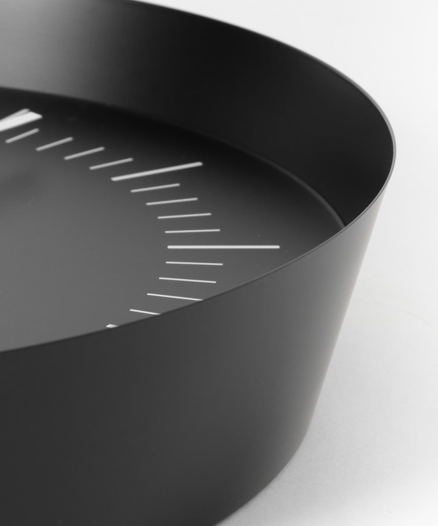 MOHEIM　HORN 壁掛け時計 blk/blk -