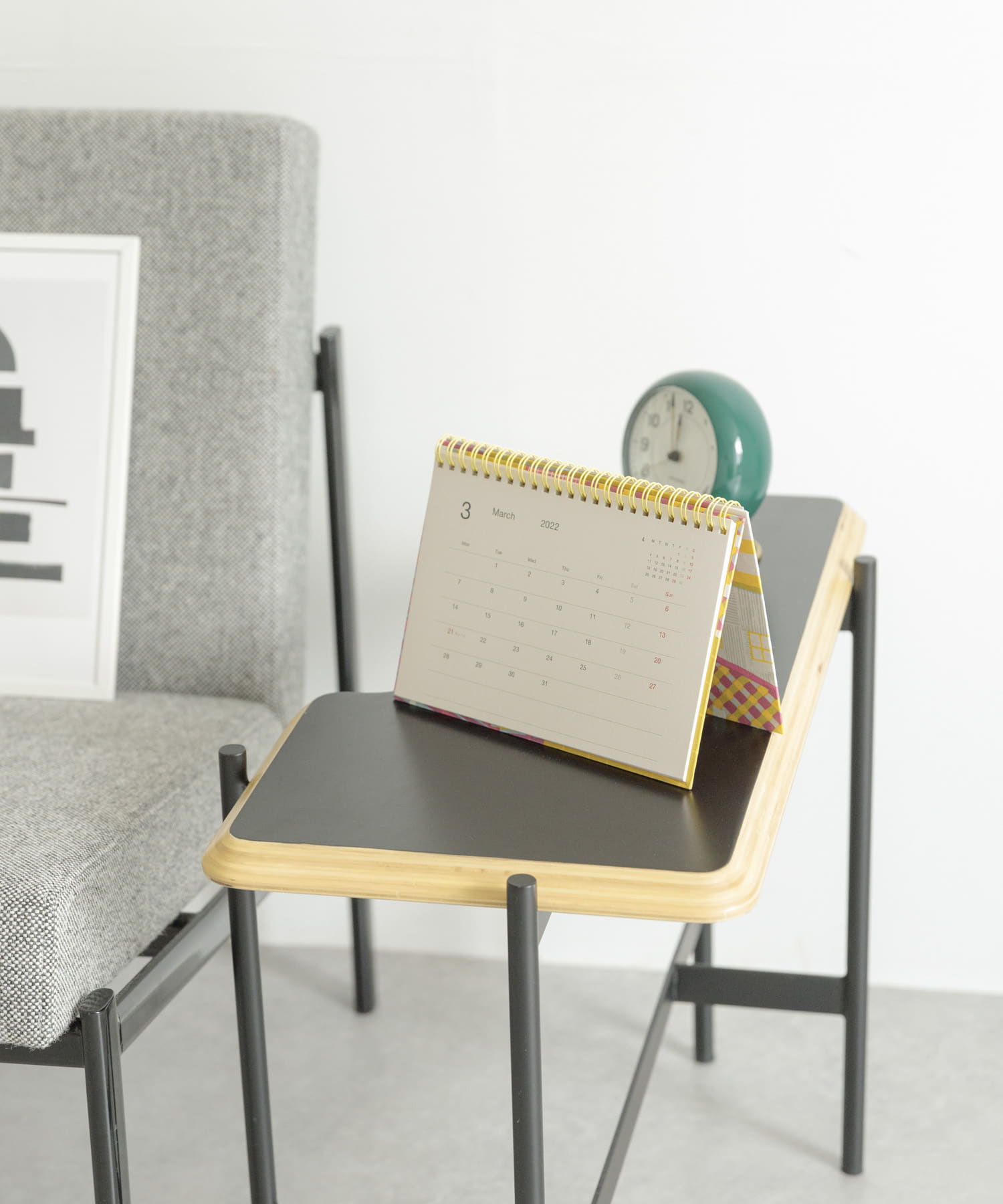 &PAPERS　別注2022カレンダー apartment -